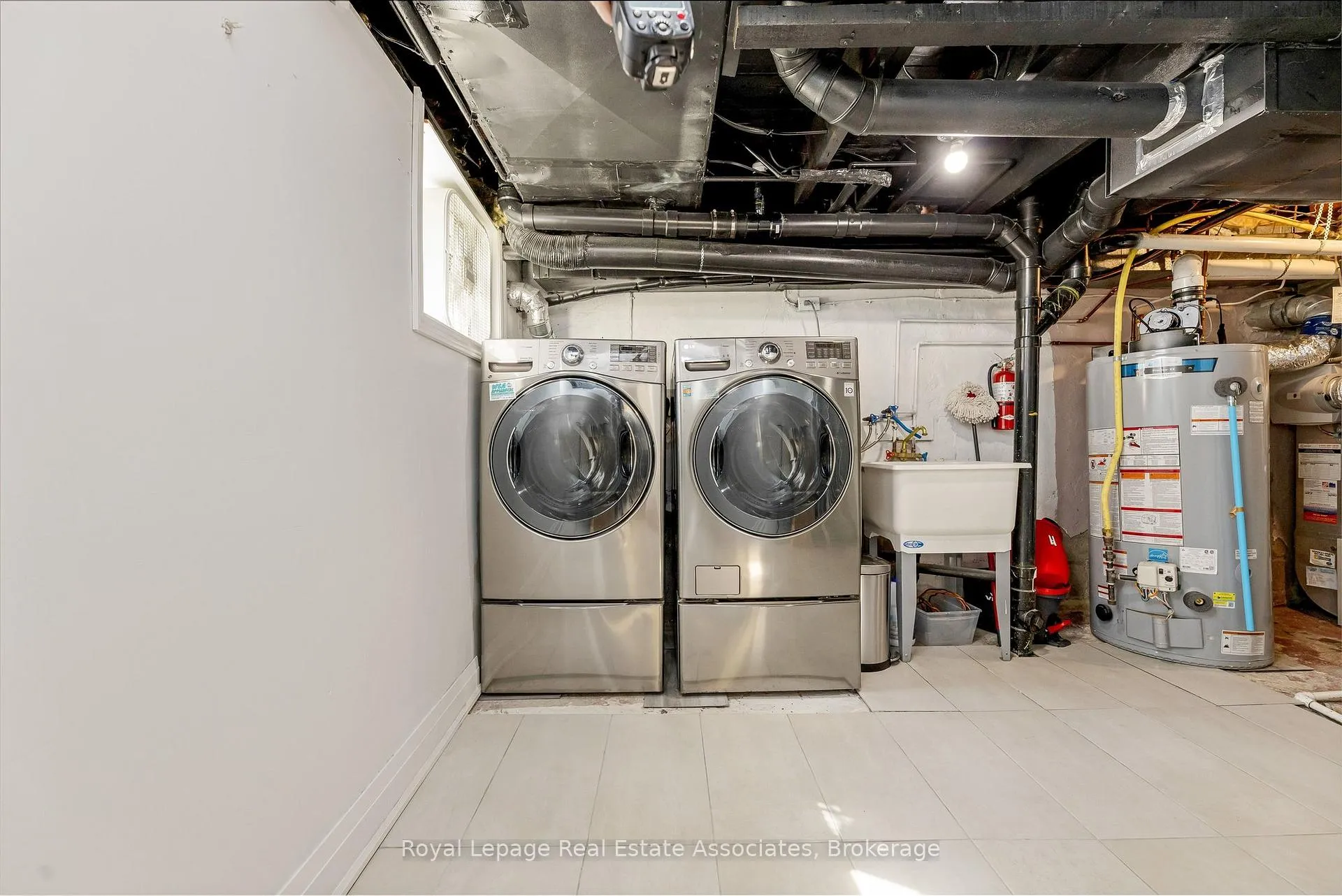 Photo 25 of 19 Beaucourt Road, Hamilton, Ainslie Wood — HOMEH