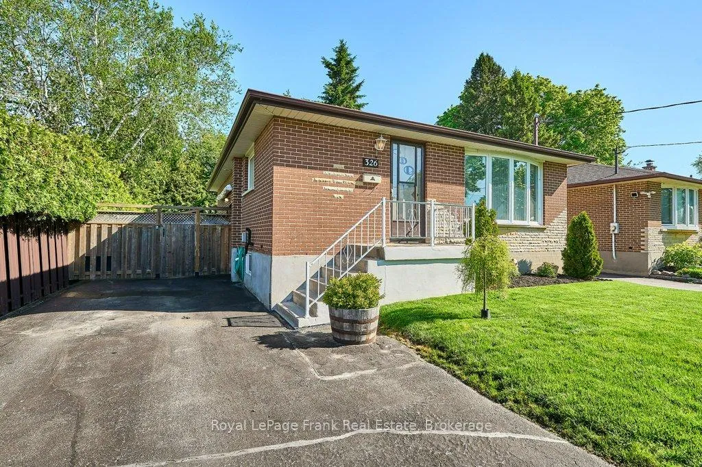 Photo 3 of 326 Marion Avenue, Oshawa, McLaughlin — HOMEH