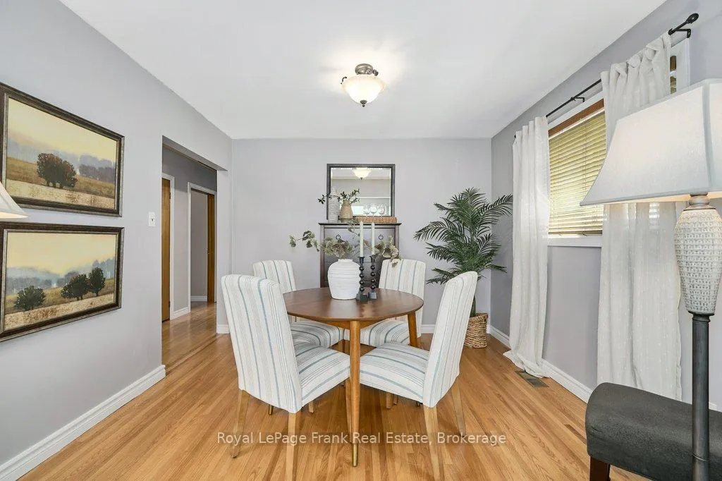 Photo 12 of 326 Marion Avenue, Oshawa, McLaughlin — HOMEH