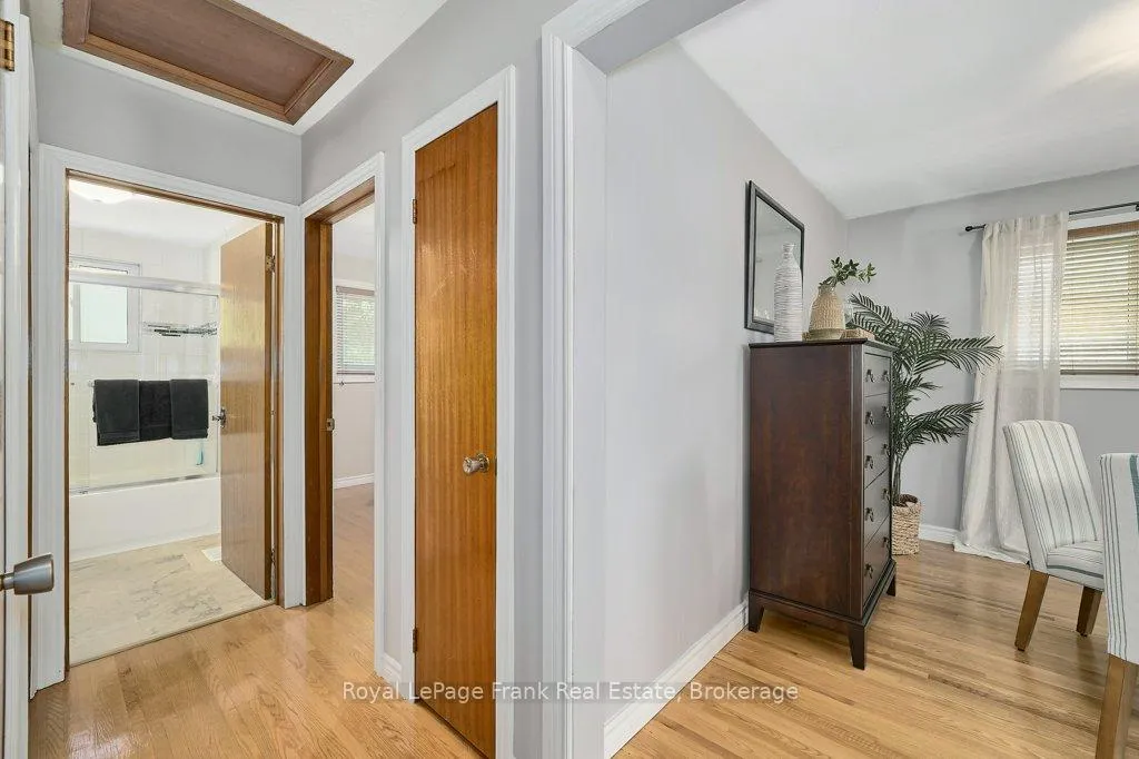 Photo 13 of 326 Marion Avenue, Oshawa, McLaughlin — HOMEH