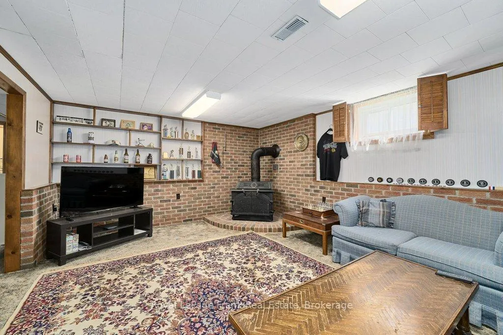 Photo 22 of 326 Marion Avenue, Oshawa, McLaughlin — HOMEH