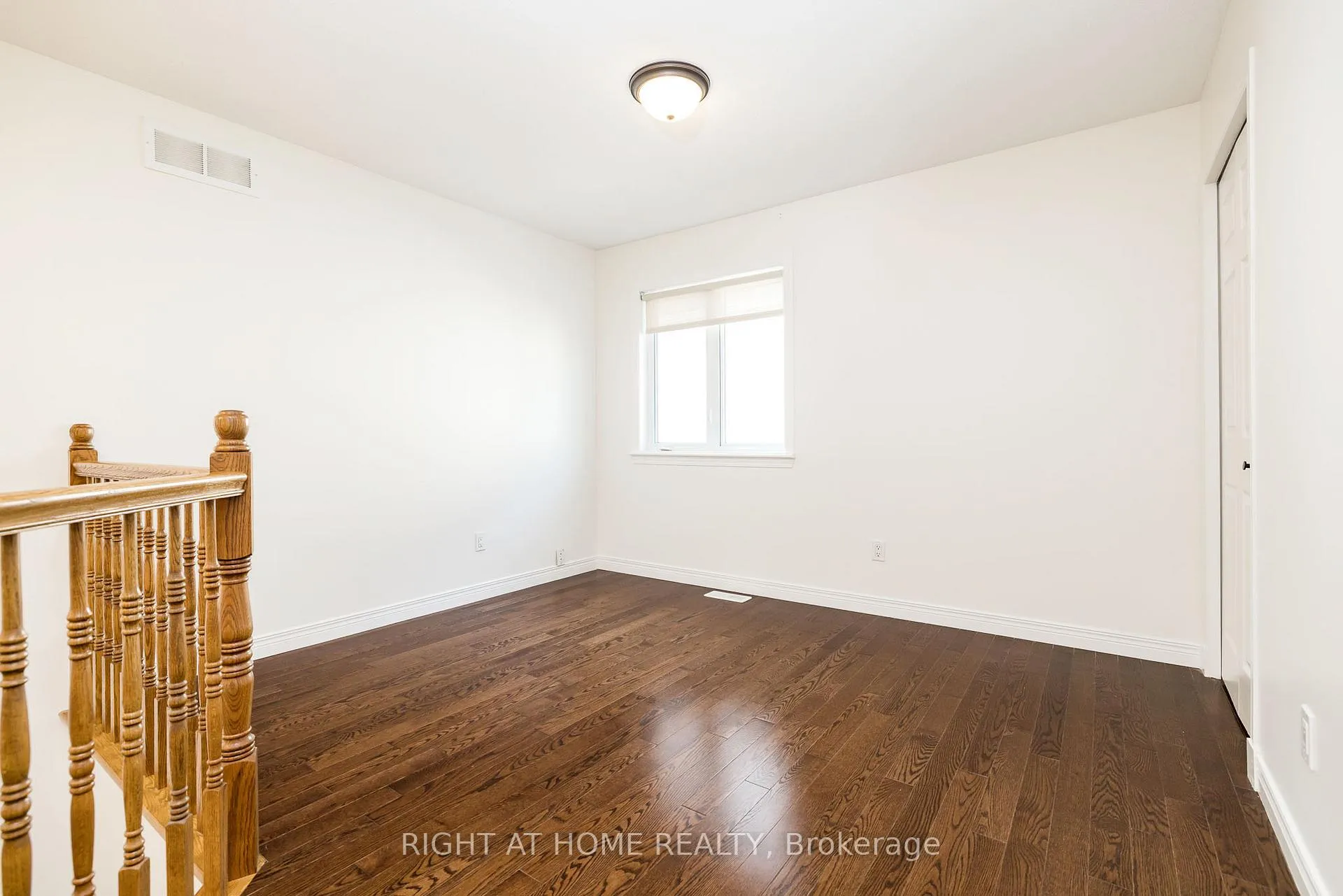 Photo 27 of 109 Coyote Crescent, Ottawa, Stittsville (South) — HOMEH