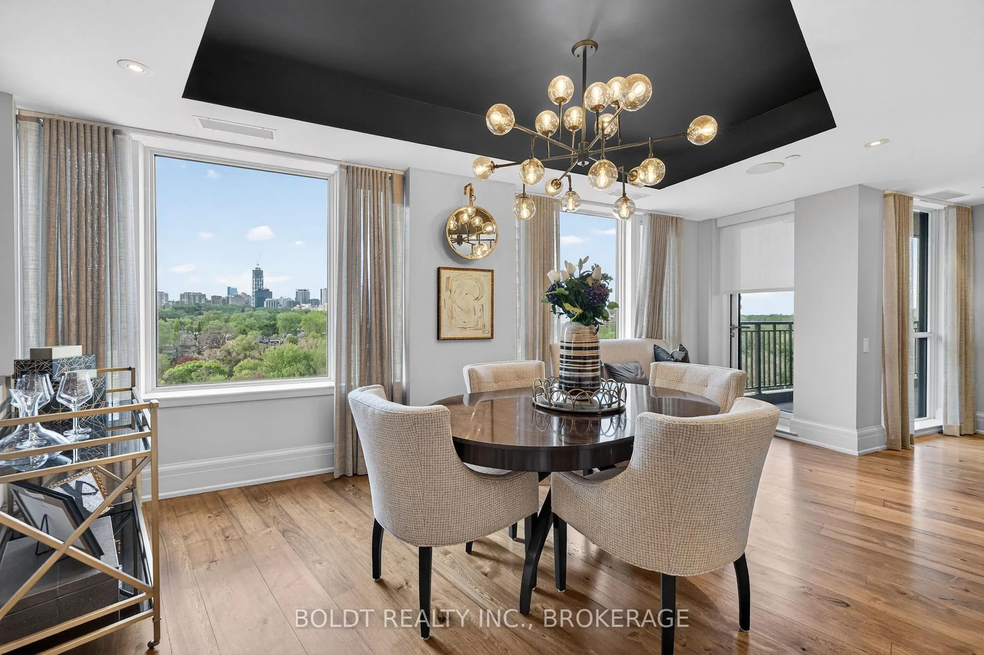 Photo 16 of Unit 702, 181 Davenport Road, Toronto, The Annex — HOMEH
