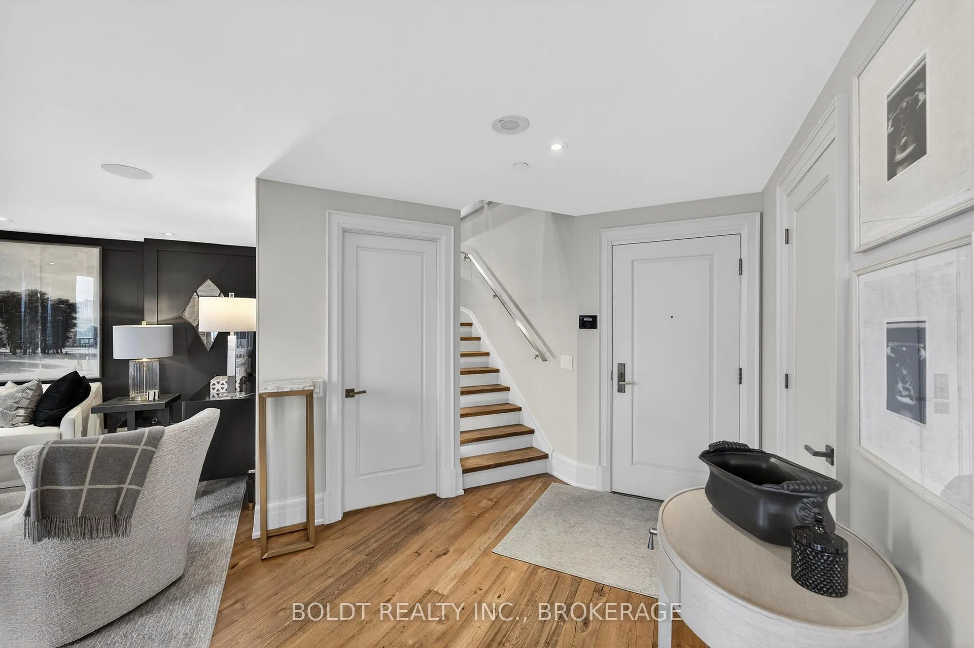 Photo 19 of Unit 702, 181 Davenport Road, Toronto, The Annex — HOMEH