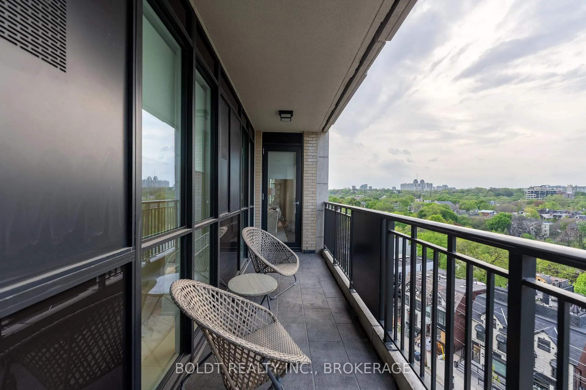 Photo 20 of Unit 702, 181 Davenport Road, Toronto, The Annex — HOMEH