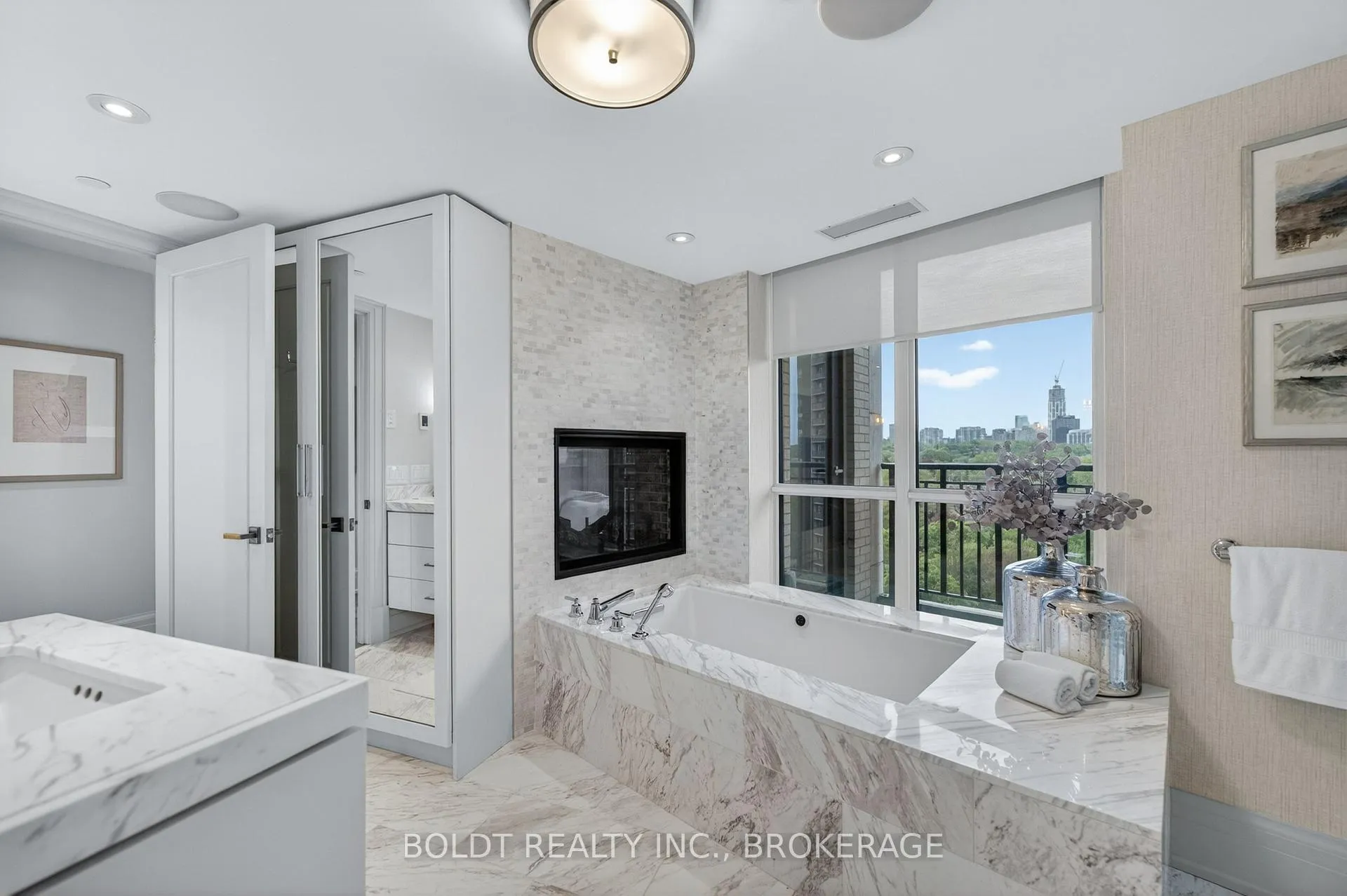 Photo 32 of Unit 702, 181 Davenport Road, Toronto, The Annex — HOMEH