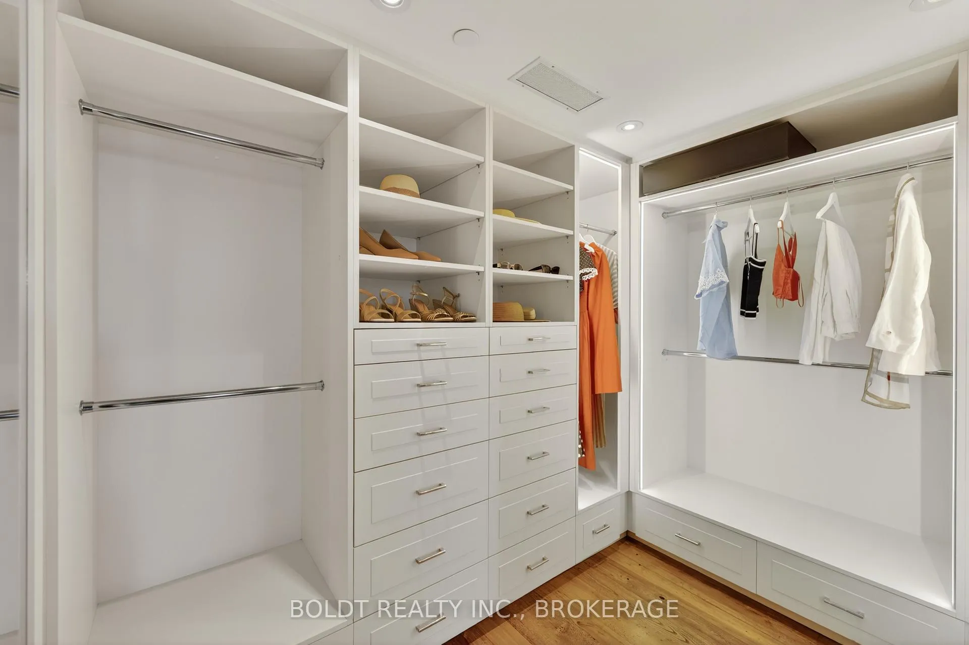 Photo 35 of Unit 702, 181 Davenport Road, Toronto, The Annex — HOMEH