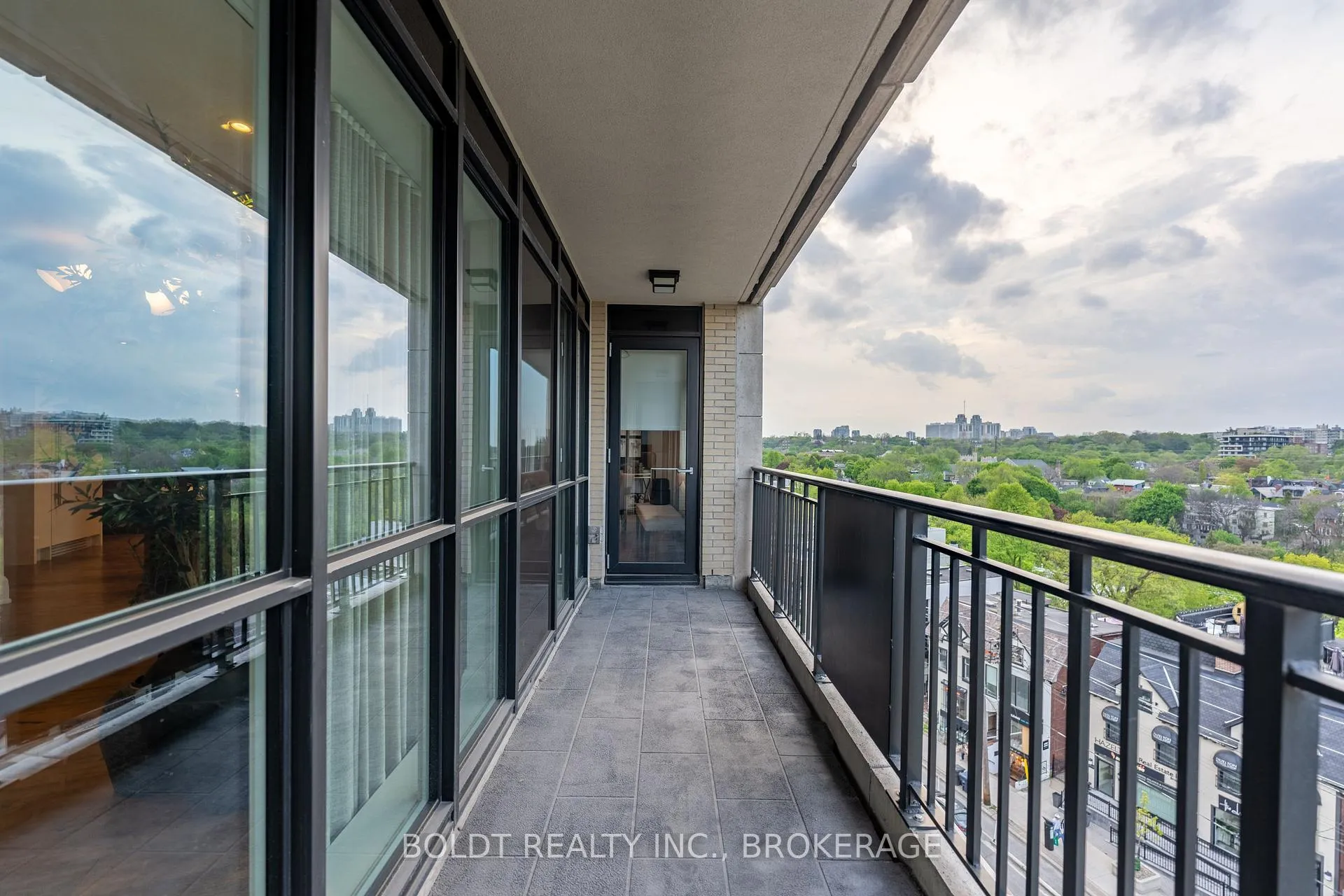 Photo 38 of Unit 702, 181 Davenport Road, Toronto, The Annex — HOMEH