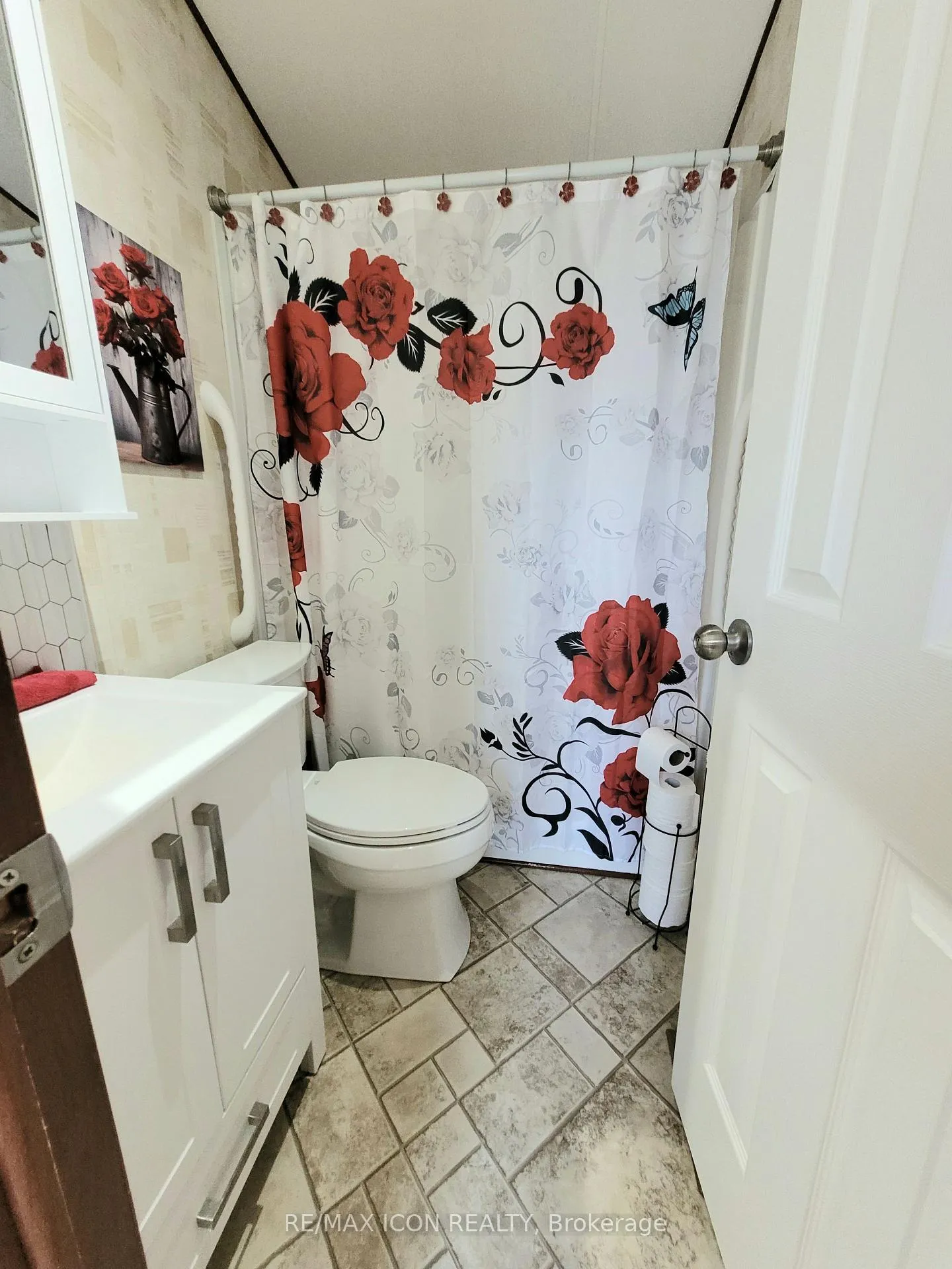 Photo 15 of Unit 32 Rowan Rd, 77307 Bluewater Highway, Bluewater, Bayfield — HOMEH