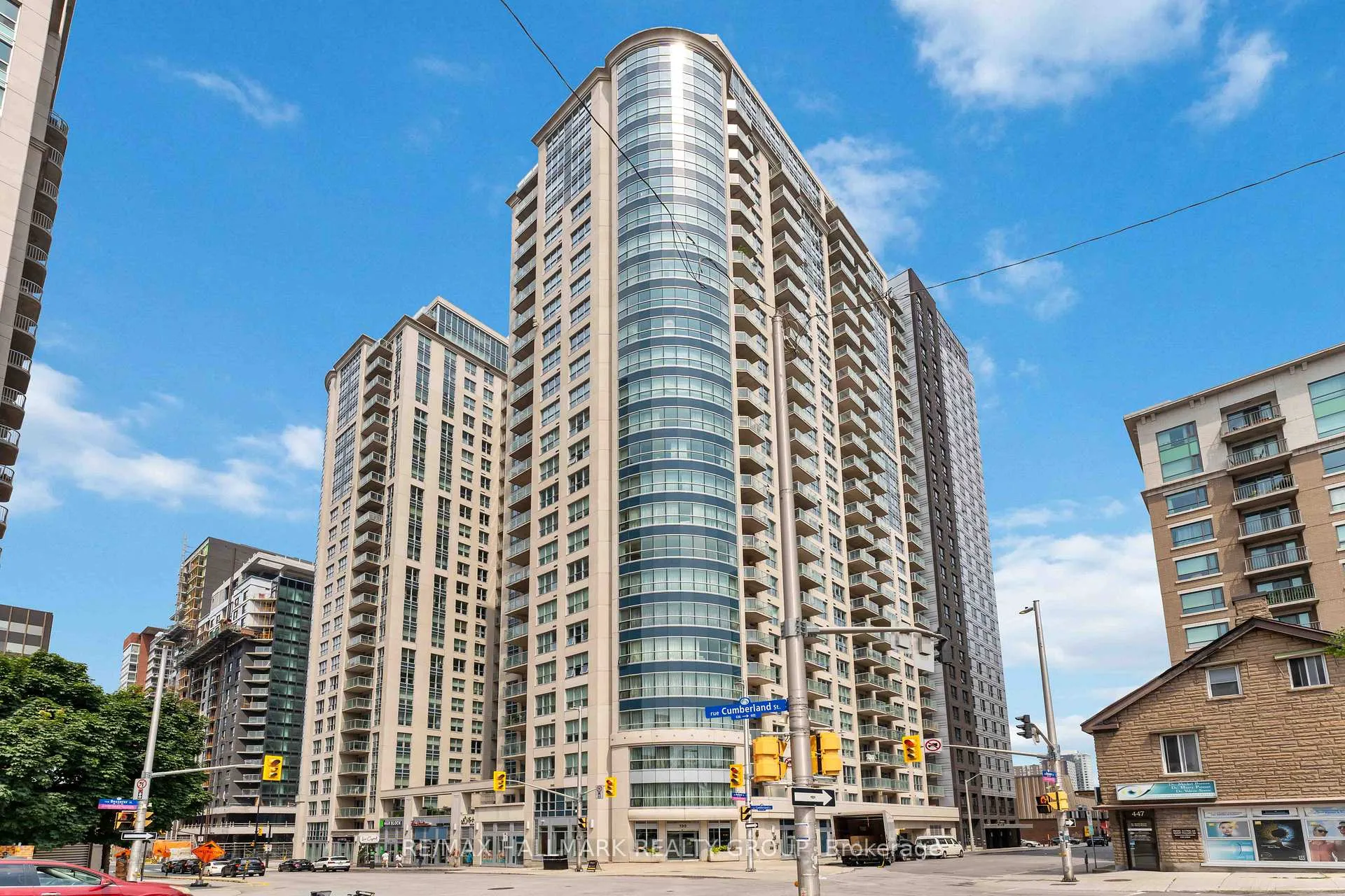 Front of Unit 305, 195 Besserer Street
