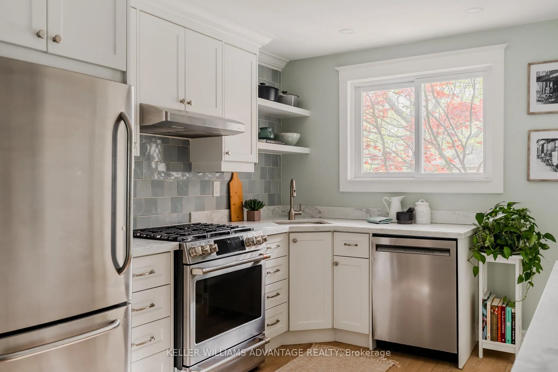 Photo 10 of 148 Warden Avenue, Scarborough, Birchcliffe-Cliffside — HOMEH