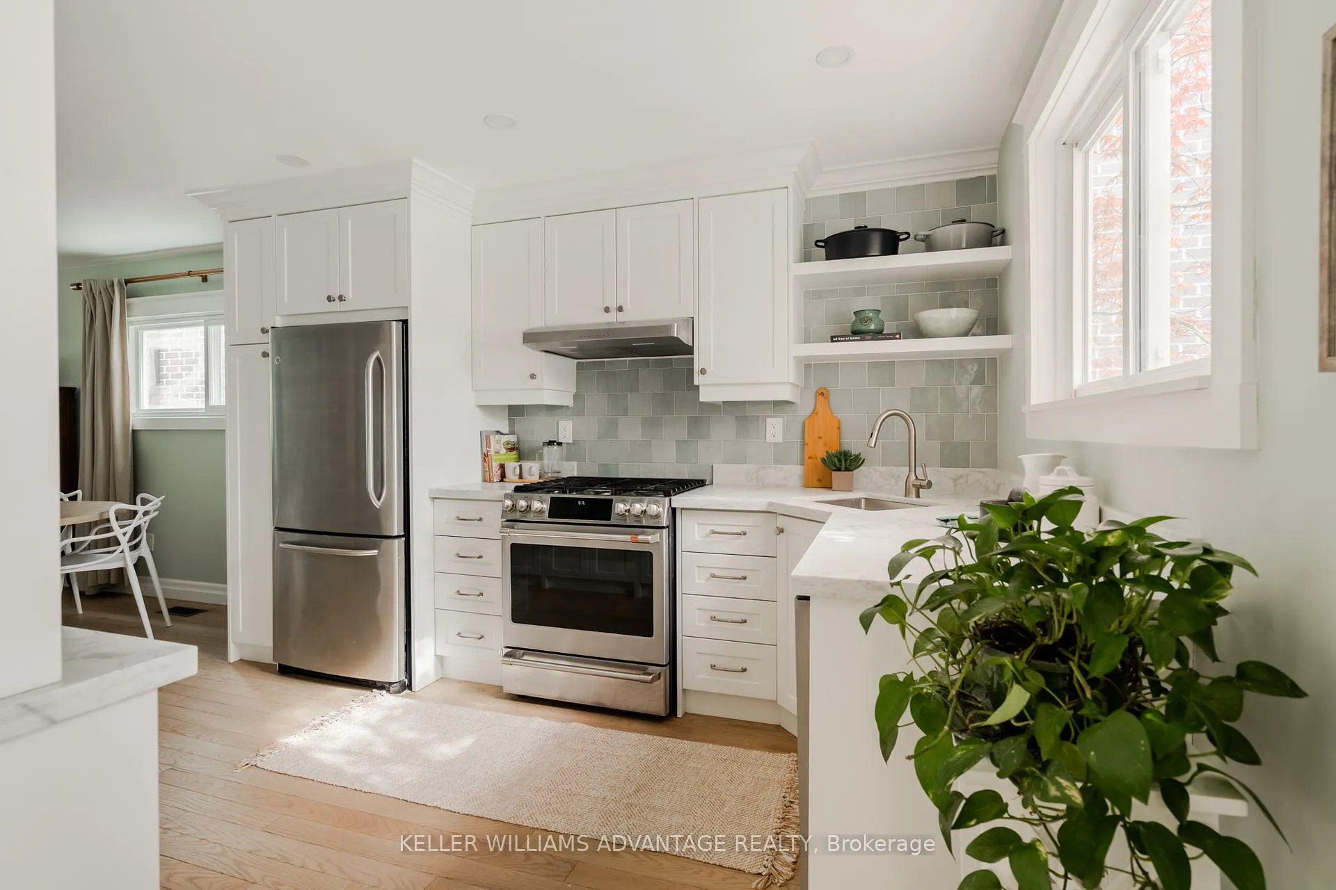 Photo 11 of 148 Warden Avenue, Scarborough, Birchcliffe-Cliffside — HOMEH