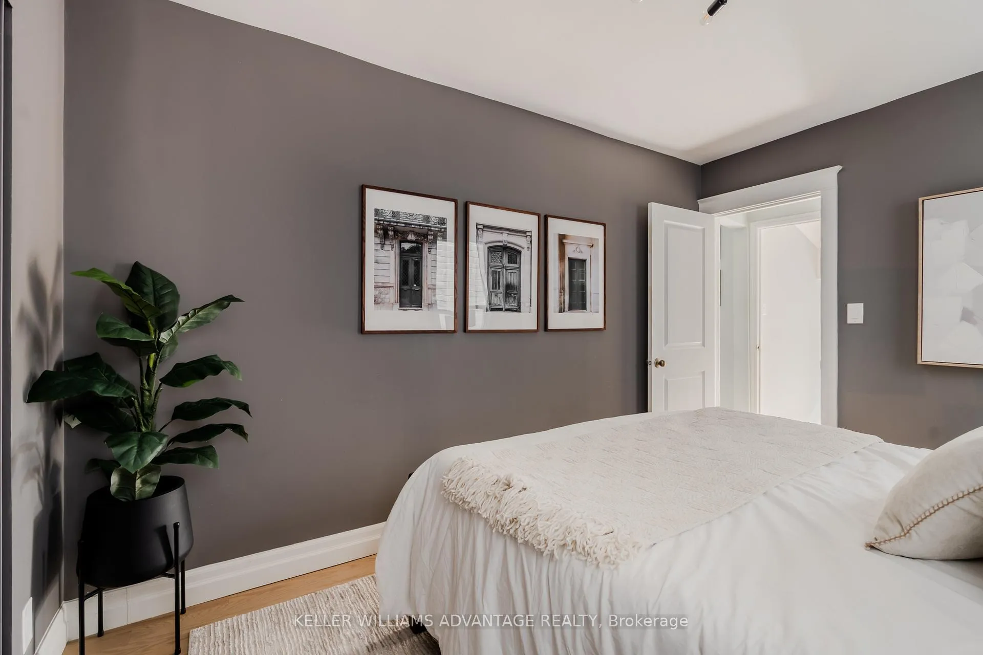Photo 14 of 148 Warden Avenue, Scarborough, Birchcliffe-Cliffside — HOMEH
