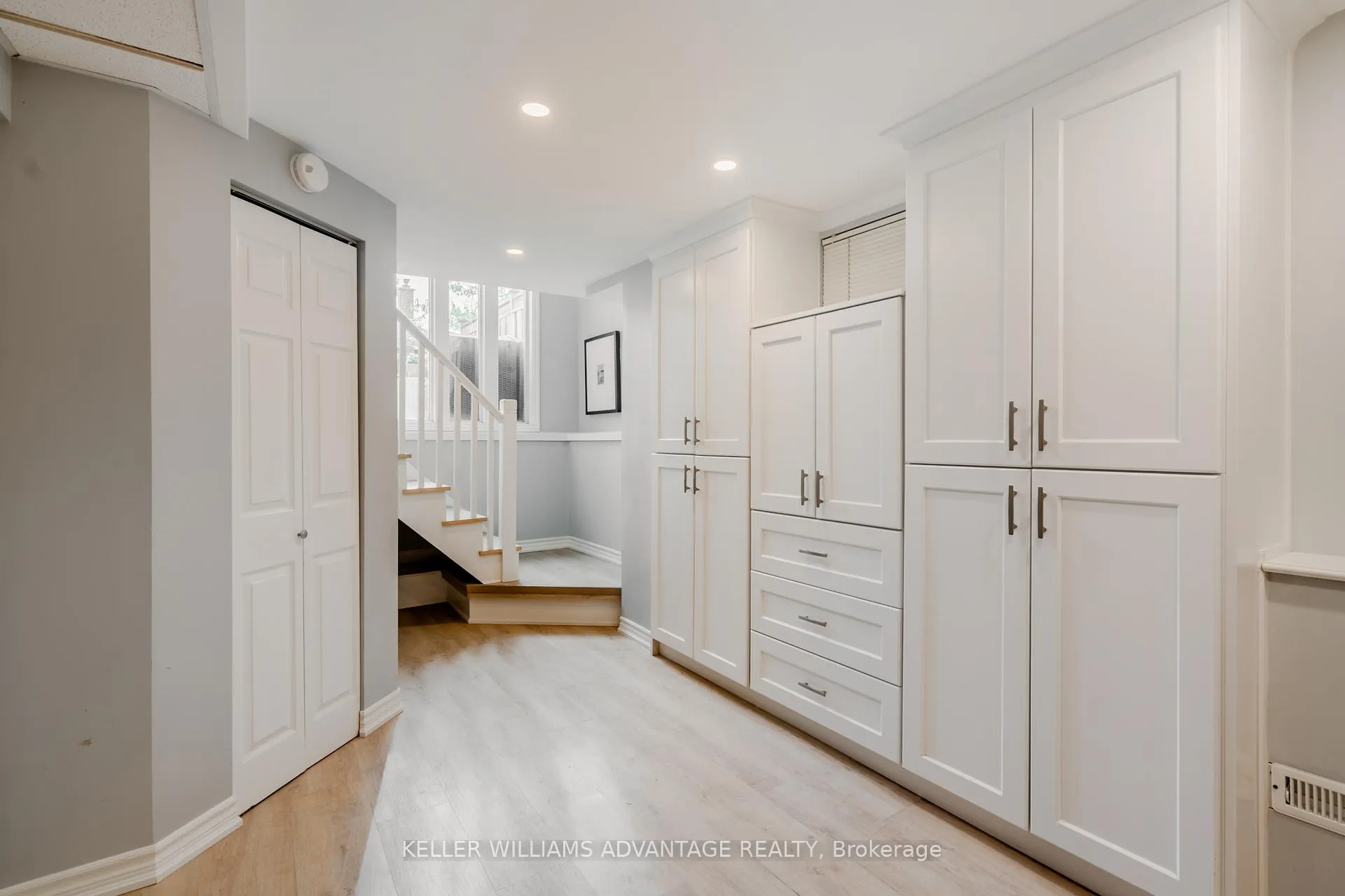 Photo 18 of 148 Warden Avenue, Scarborough, Birchcliffe-Cliffside — HOMEH