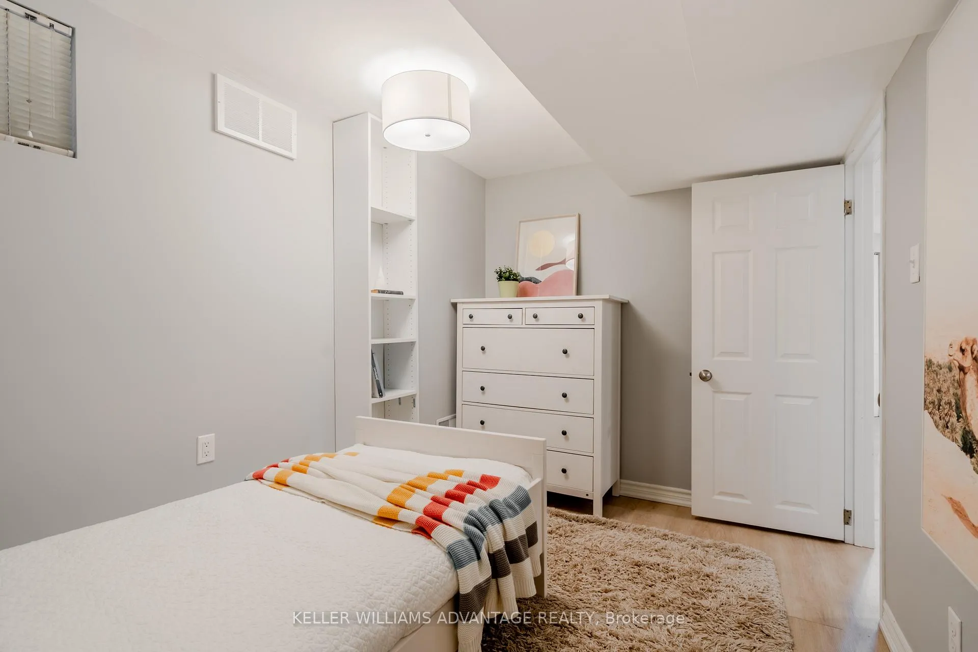 Photo 25 of 148 Warden Avenue, Scarborough, Birchcliffe-Cliffside — HOMEH