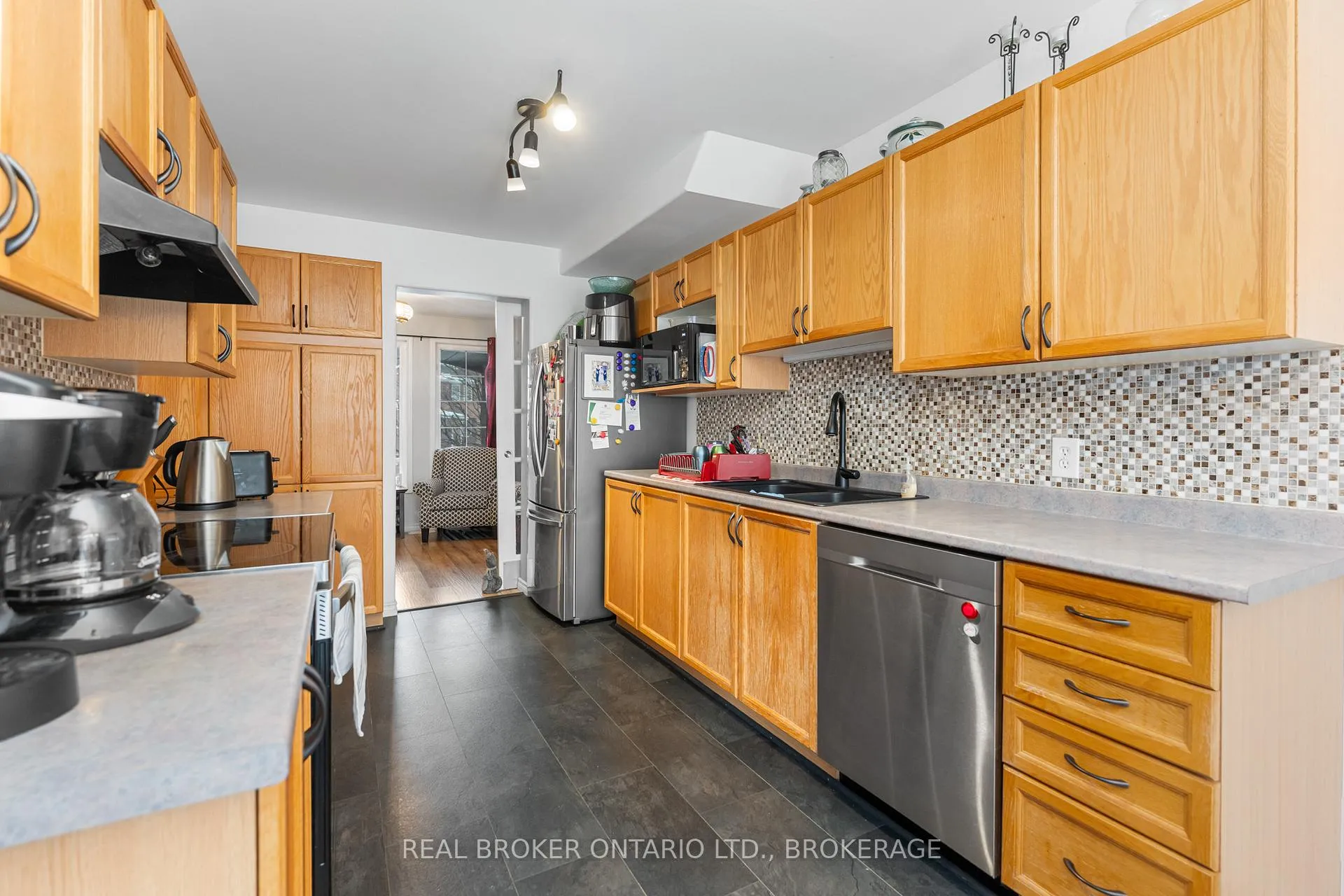 Photo 9 of 264 Ellesmeer Avenue, Kingston, City Northwest — HOMEH