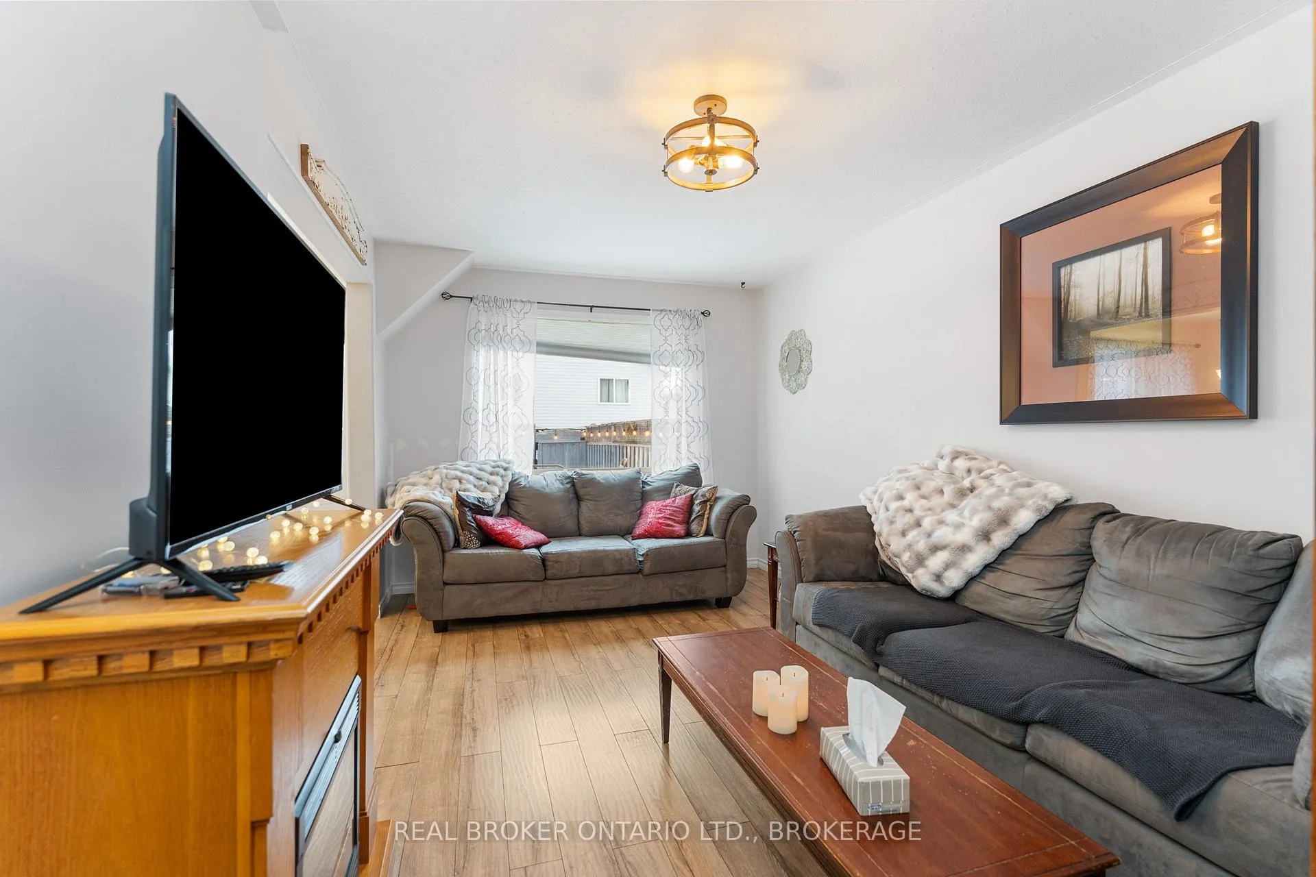 Photo 13 of 264 Ellesmeer Avenue, Kingston, City Northwest — HOMEH