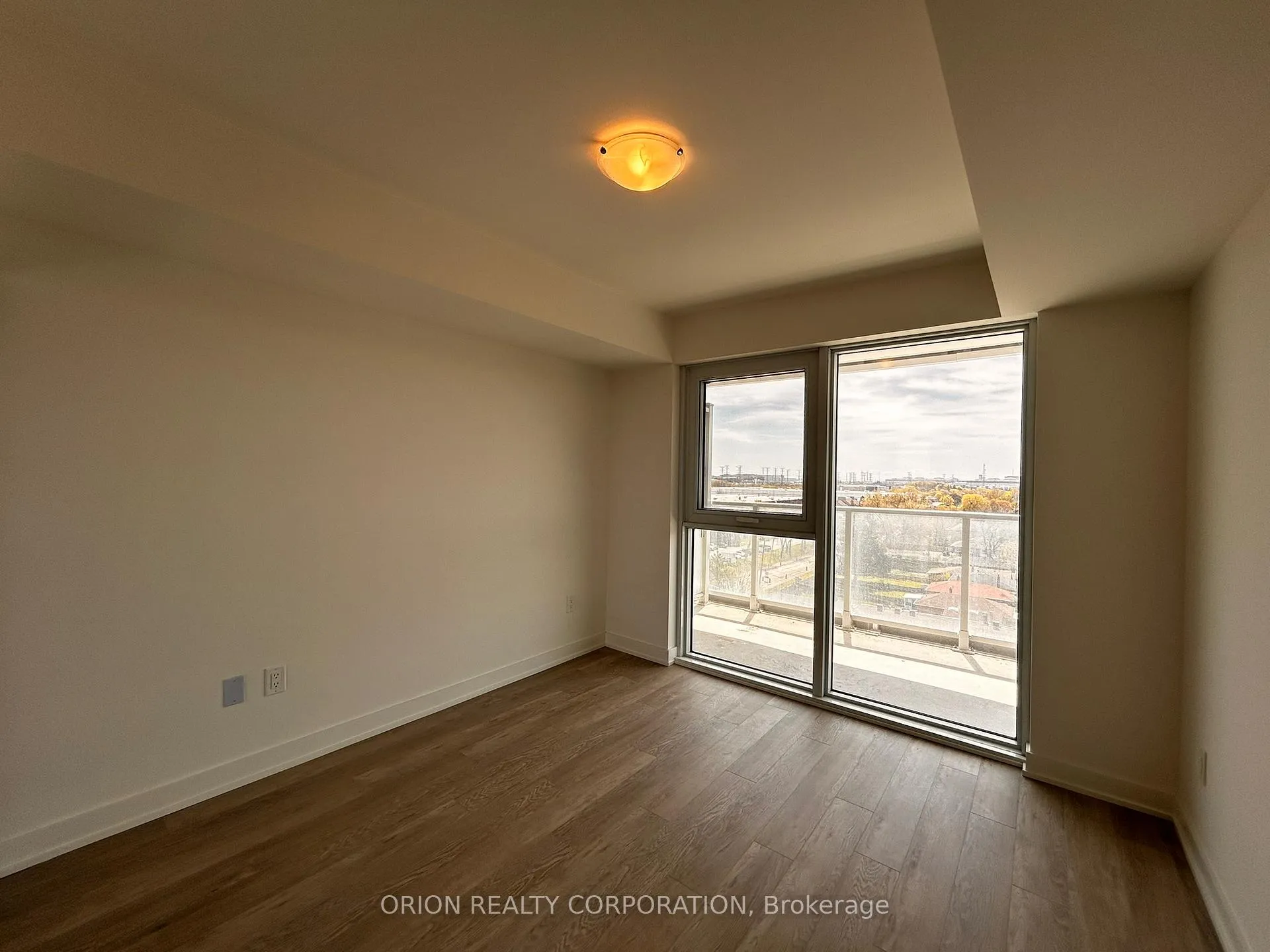 Photo 15 of Unit 706, 1010 Sandy Beach Road, Pickering, Bay Ridges — HOMEH