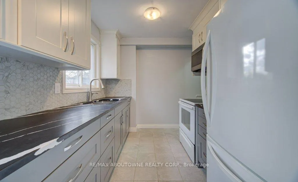 Photo 6 of Unit 16, 30 Heslop Road, Milton, Old Milton — HOMEH