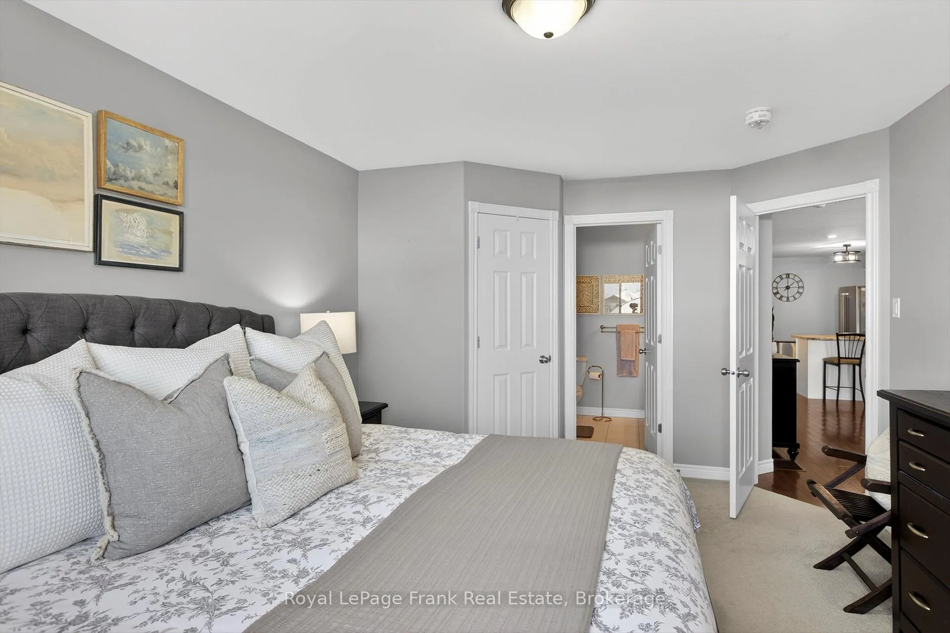 Photo 16 of 859 Emery Way, Peterborough, Monaghan Ward 2 — HOMEH