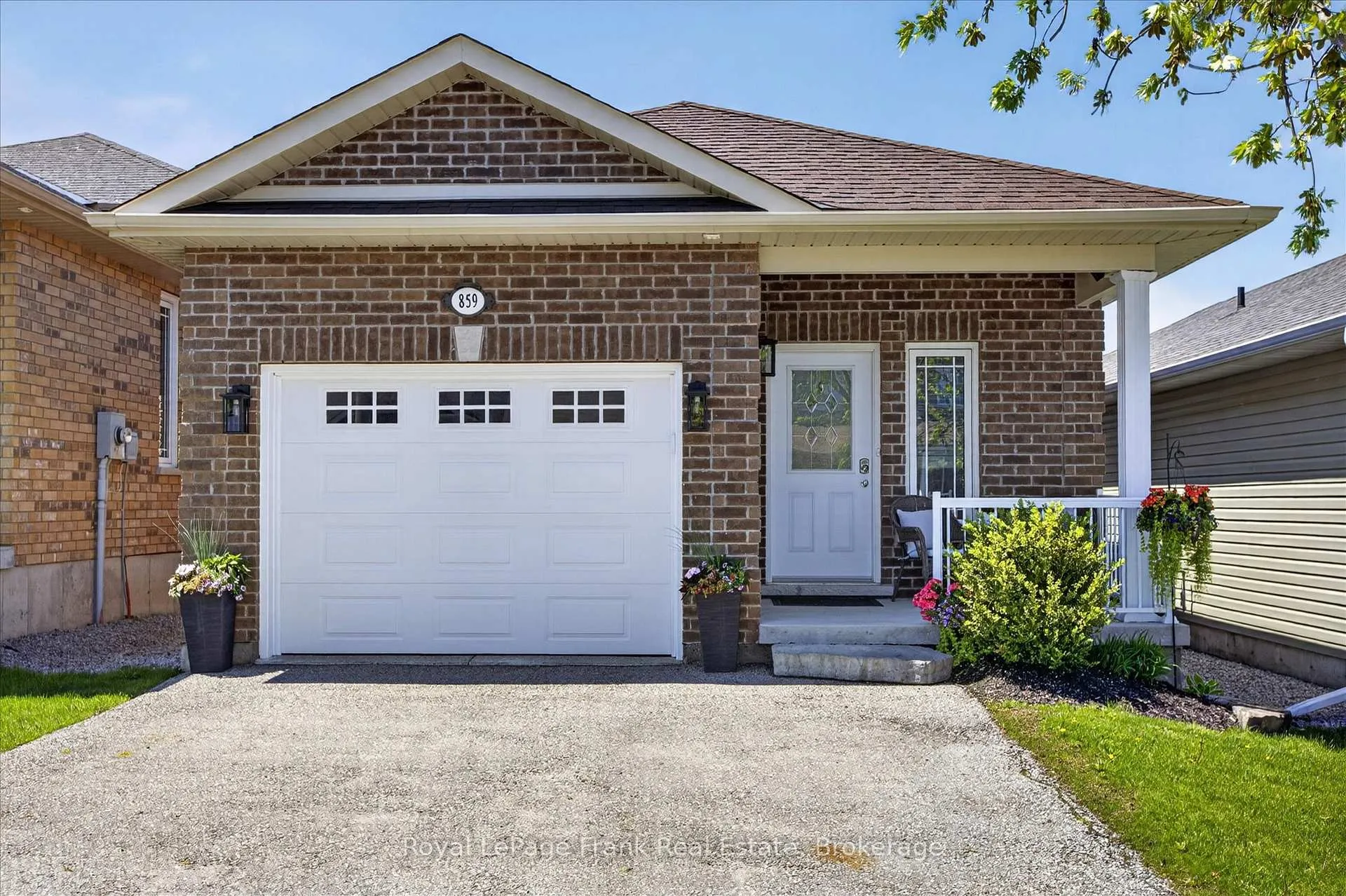 Photo 38 of 859 Emery Way, Peterborough, Monaghan Ward 2 — HOMEH