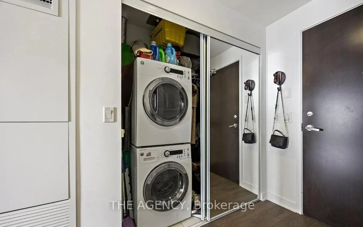 Photo 4 of Unit 2004, 55 Regent Park Boulevard, Toronto, Regent Park — HOMEH