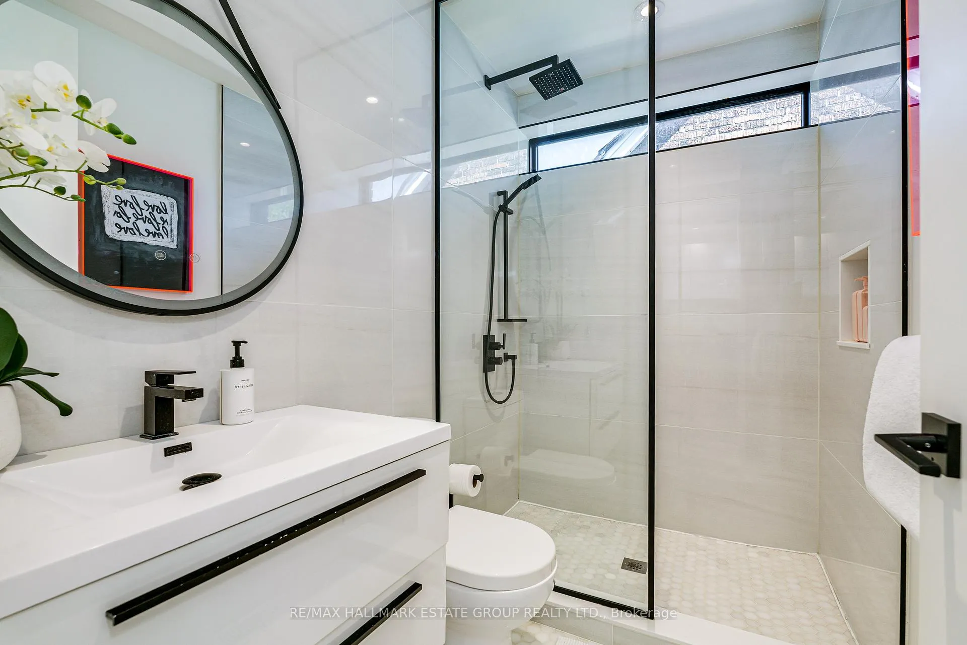 Photo 29 of 36 Kent Road, Toronto, Greenwood-Coxwell — HOMEH