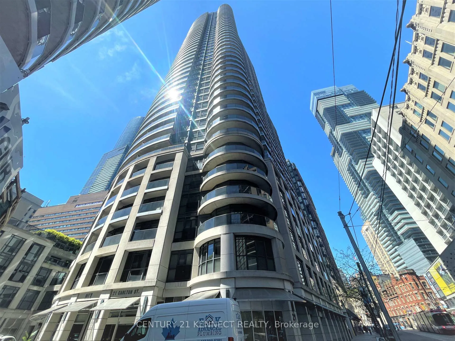 Front of Unit 610, 21 Carlton Street