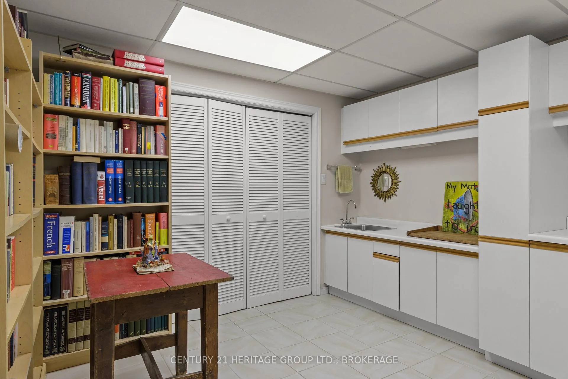Photo 26 of Unit 36, 1 Place D'armes, Kingston, East of Sir John A. Blvd — HOMEH