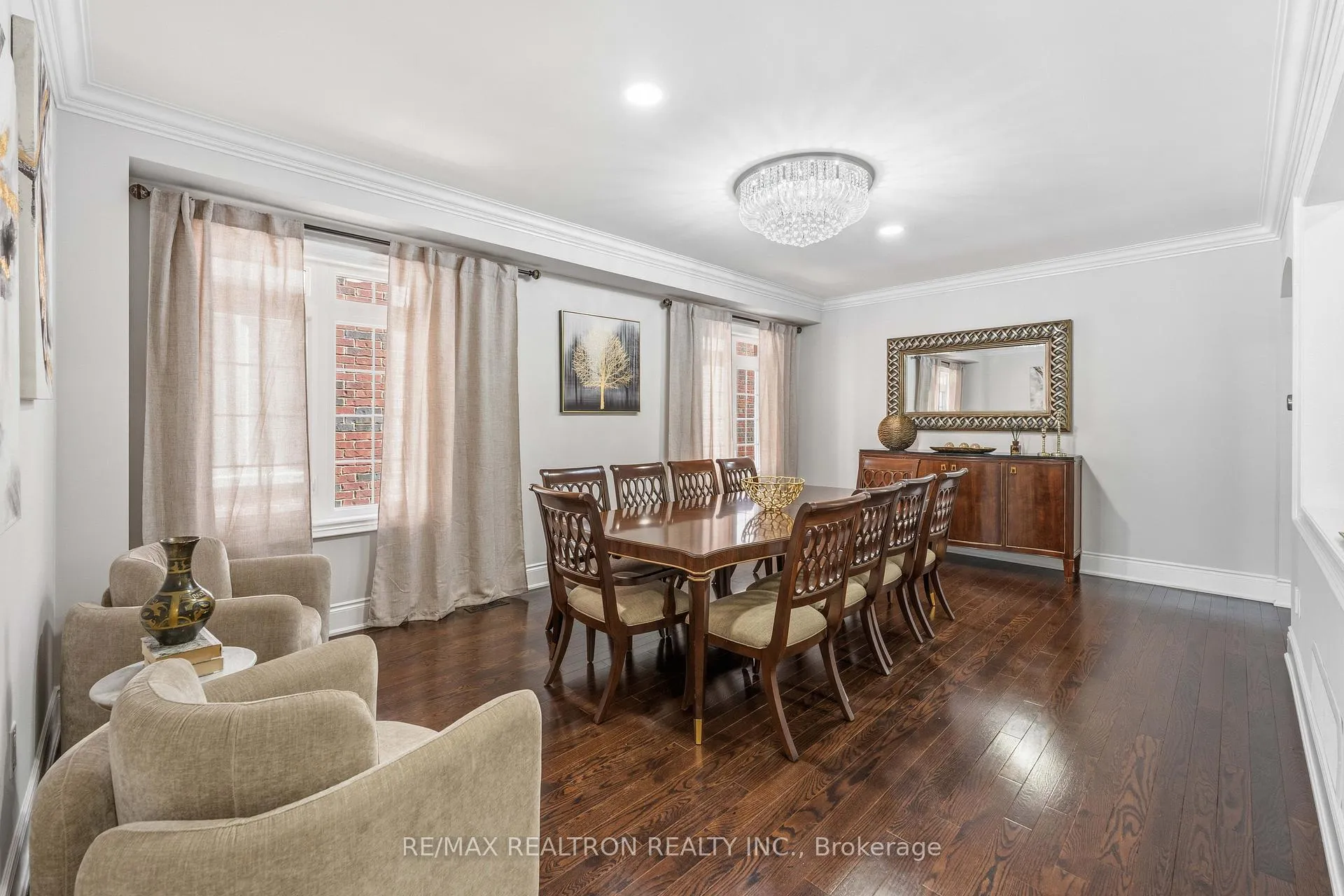 Photo 8 of 103 Sir Stevens Drive, Vaughan, Patterson — HOMEH