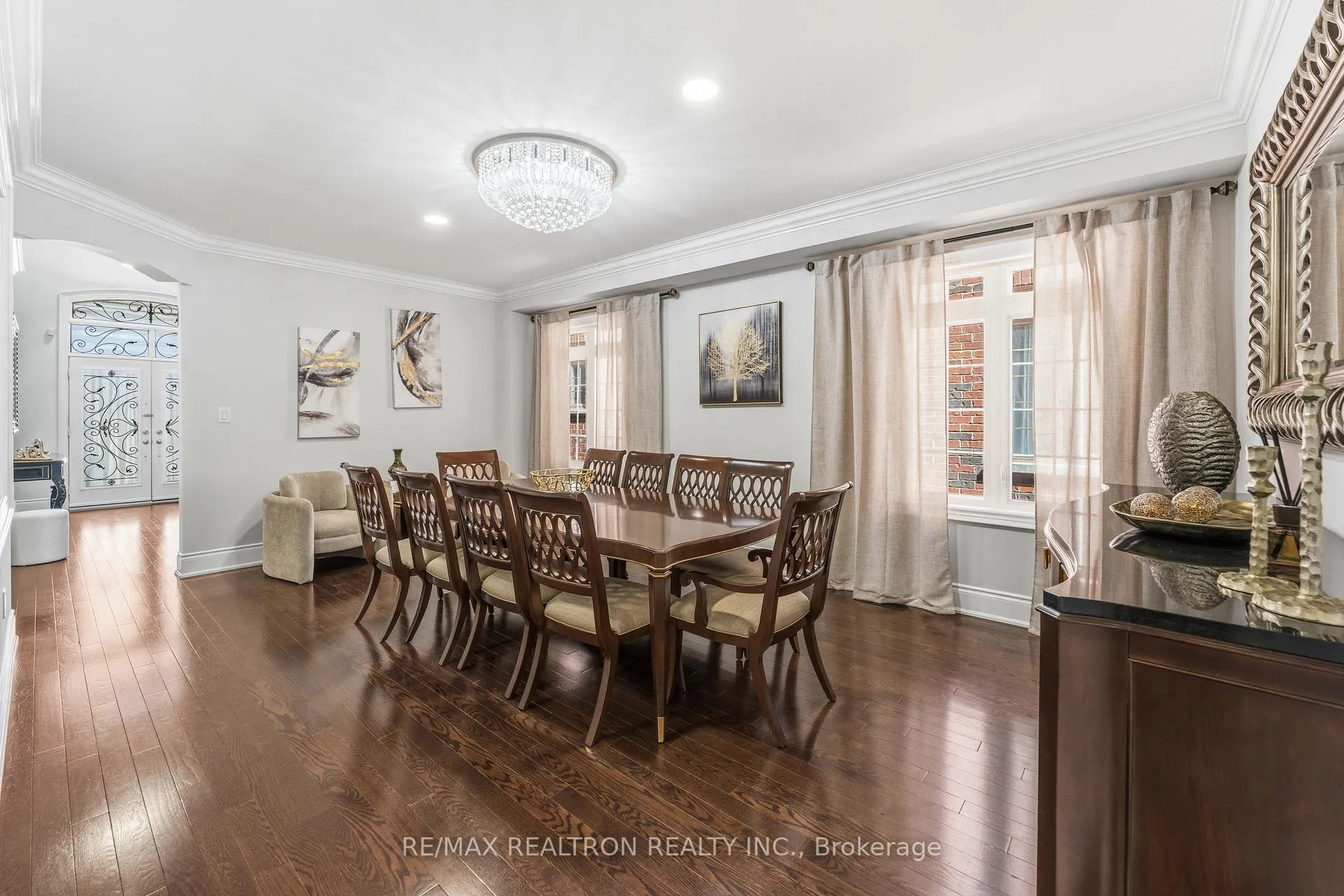 Photo 10 of 103 Sir Stevens Drive, Vaughan, Patterson — HOMEH