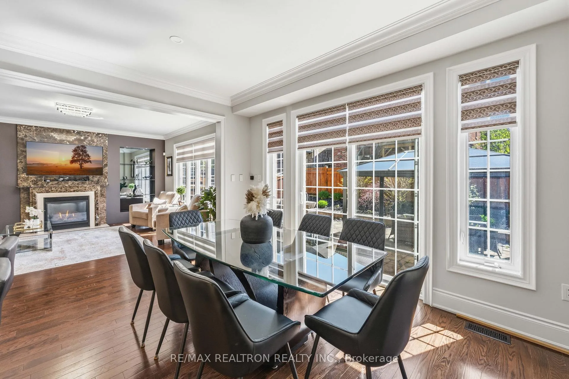 Photo 18 of 103 Sir Stevens Drive, Vaughan, Patterson — HOMEH
