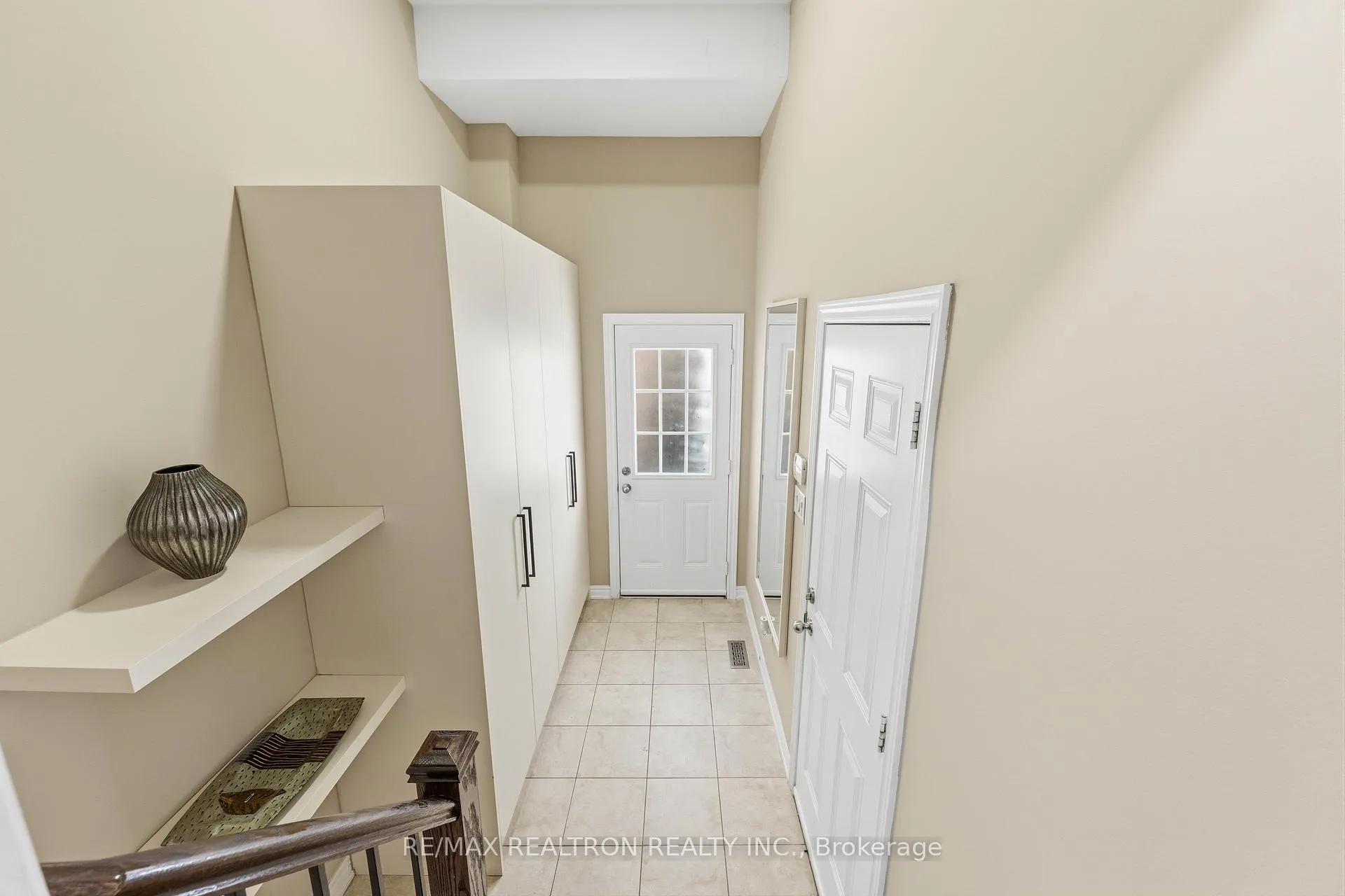 Photo 26 of 103 Sir Stevens Drive, Vaughan, Patterson — HOMEH