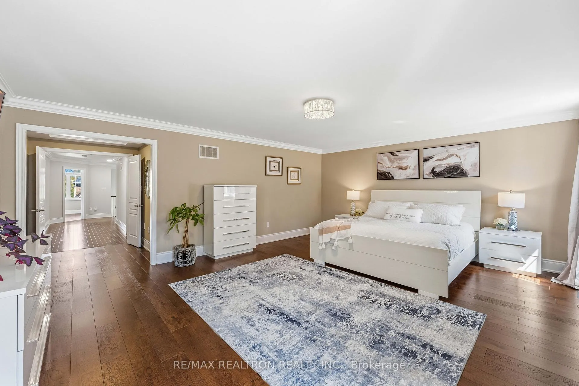 Photo 29 of 103 Sir Stevens Drive, Vaughan, Patterson — HOMEH