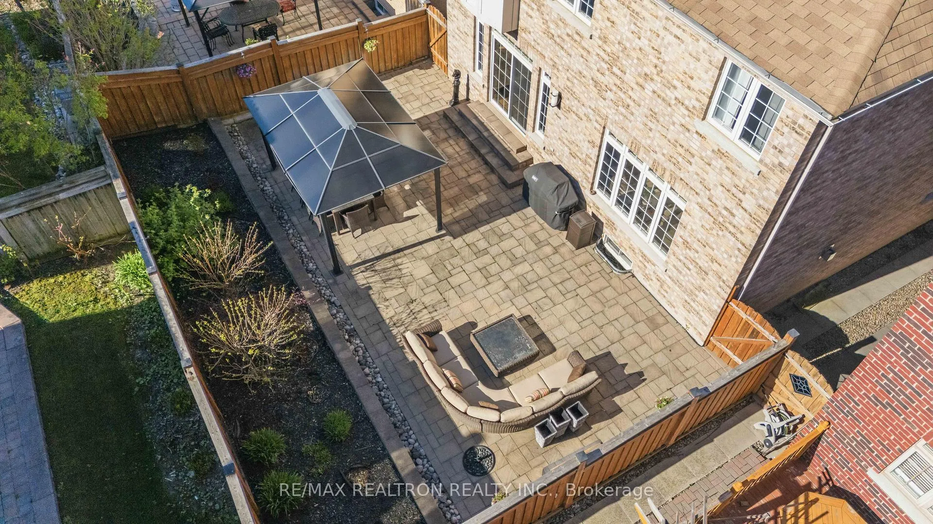 Photo 50 of 103 Sir Stevens Drive, Vaughan, Patterson — HOMEH
