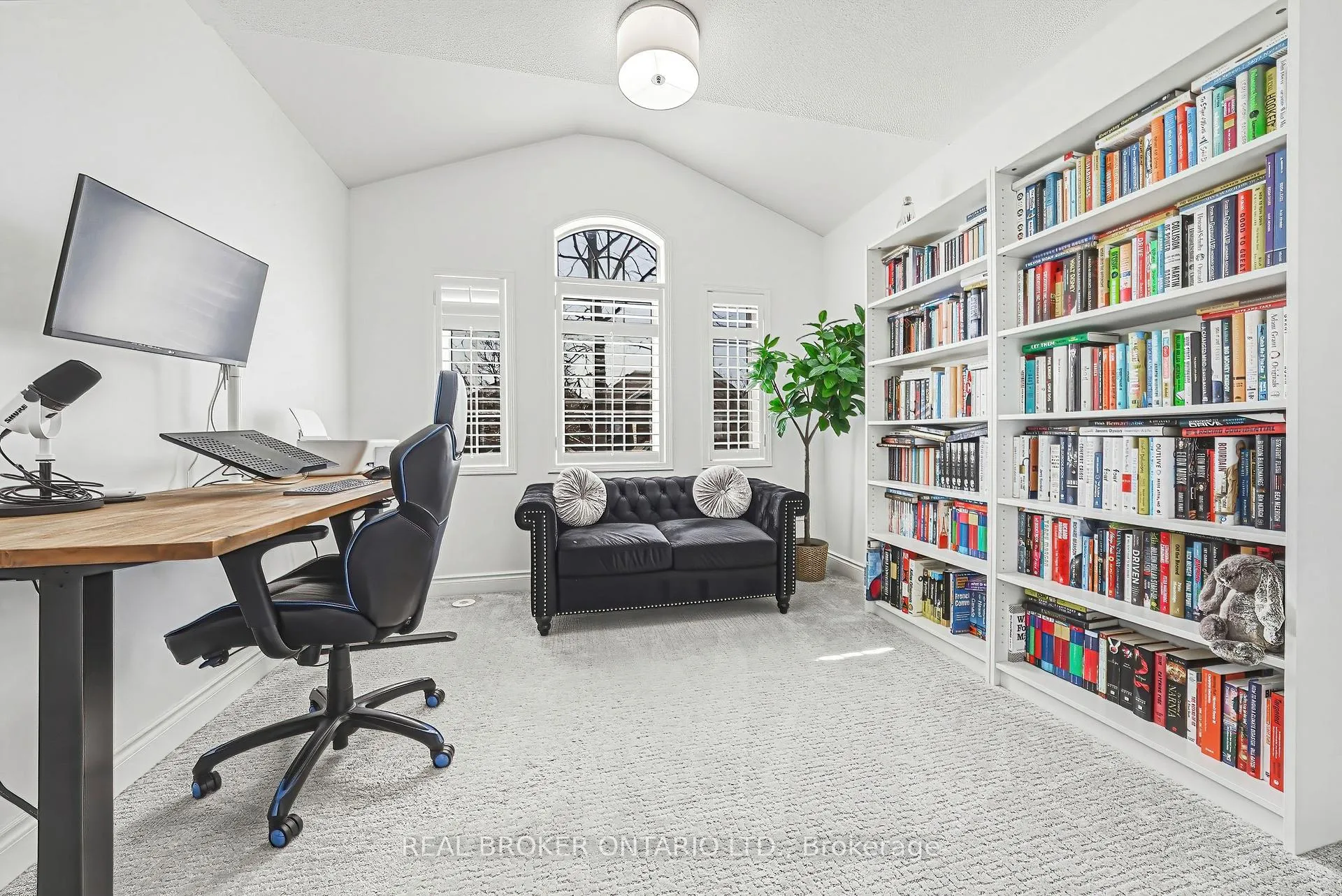 Photo 16 of 2259 Seton Crescent, Burlington, Orchard — HOMEH
