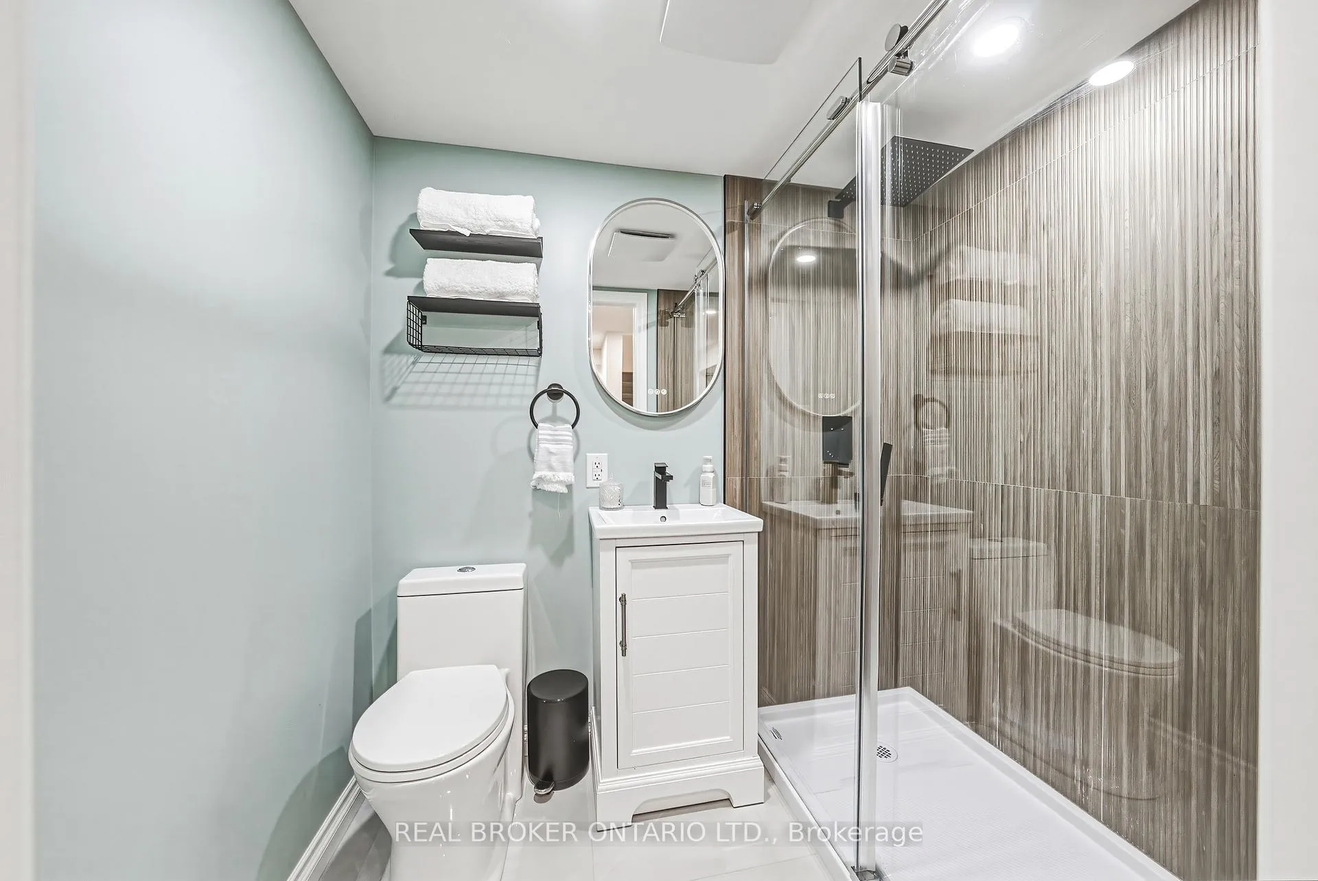 Photo 20 of 2259 Seton Crescent, Burlington, Orchard — HOMEH