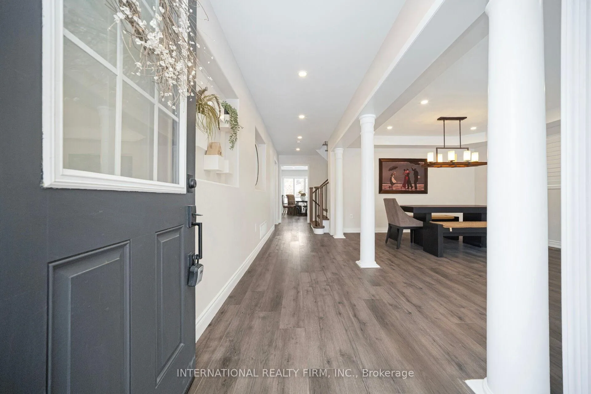 Photo 2 of 563 Hood Terrace, Milton, Coates — HOMEH
