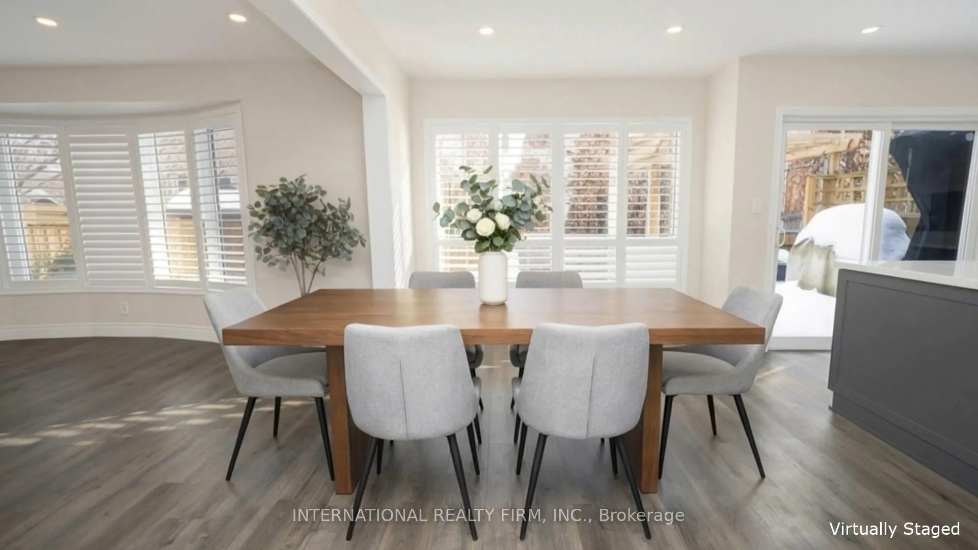 Photo 8 of 563 Hood Terrace, Milton, Coates — HOMEH