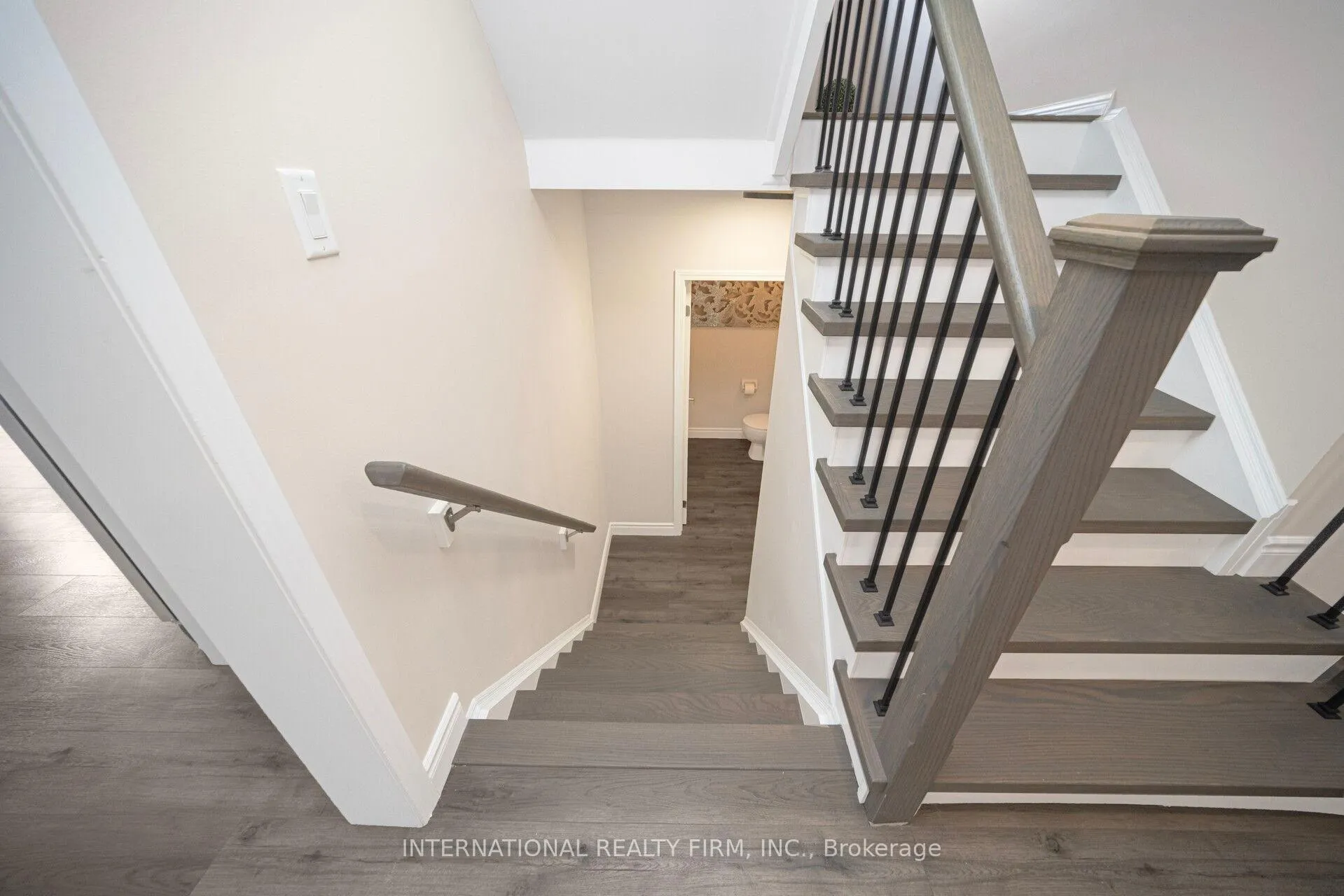 Photo 28 of 563 Hood Terrace, Milton, Coates — HOMEH