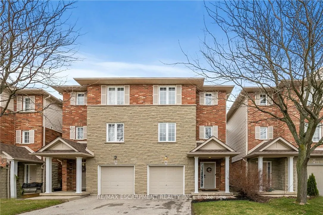 Photo of Unit 16, 876 Golf Links Road