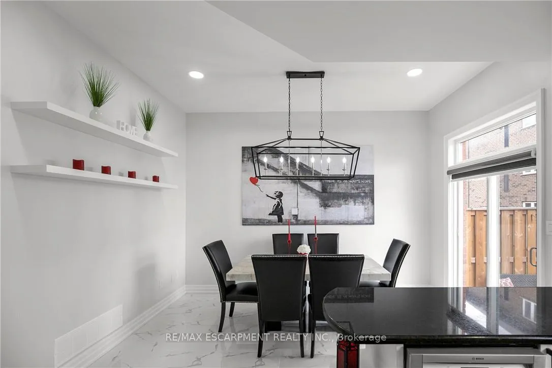 Photo 13 of Unit 16, 876 Golf Links Road, Hamilton, Meadowlands — HOMEH
