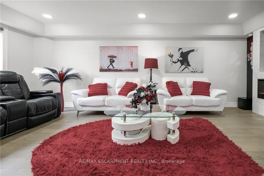 Photo 14 of Unit 16, 876 Golf Links Road, Hamilton, Meadowlands — HOMEH