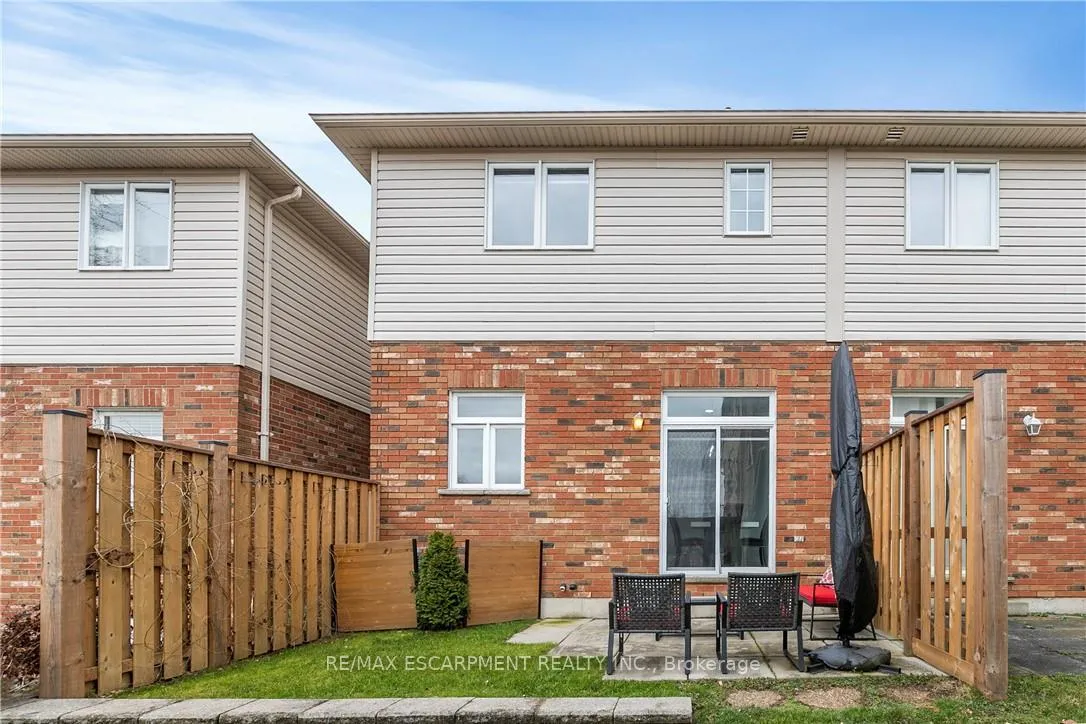 Photo 35 of Unit 16, 876 Golf Links Road, Hamilton, Meadowlands — HOMEH