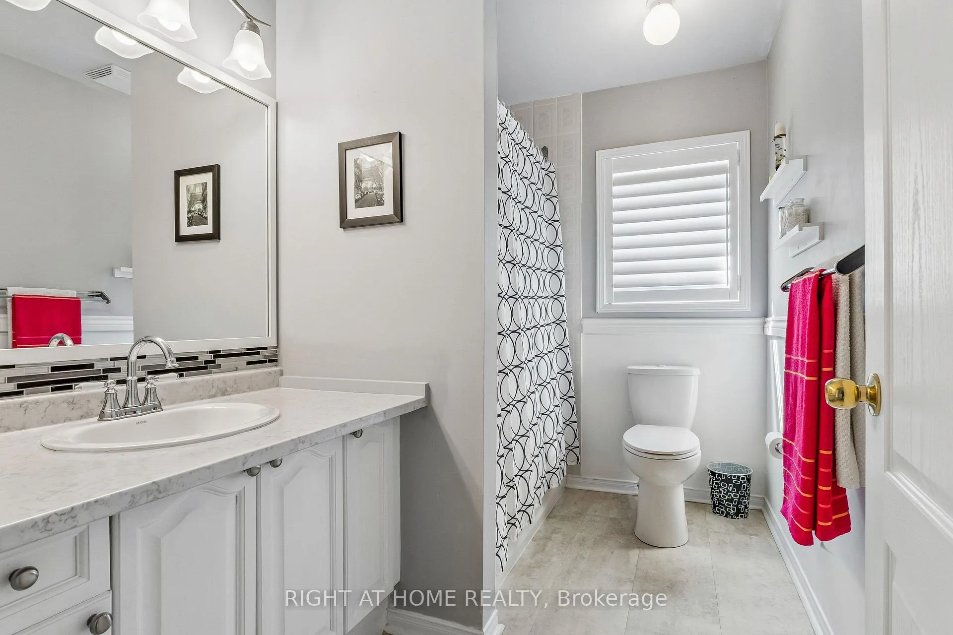 Photo 27 of 136 Harrongate Place, Whitby, Taunton North — HOMEH