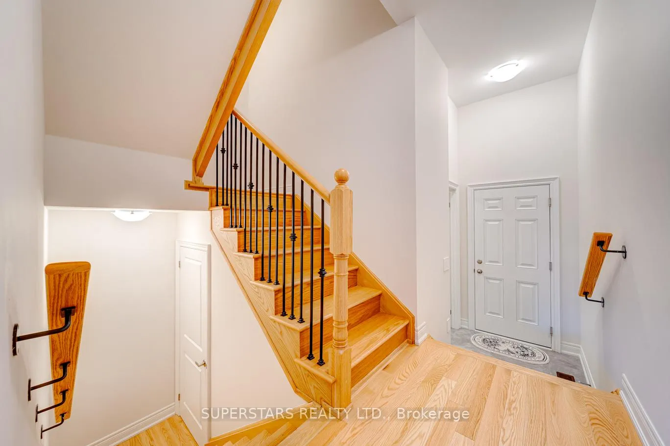 Photo 4 of 2846 Whites Road, Pickering, Rural Pickering — HOMEH