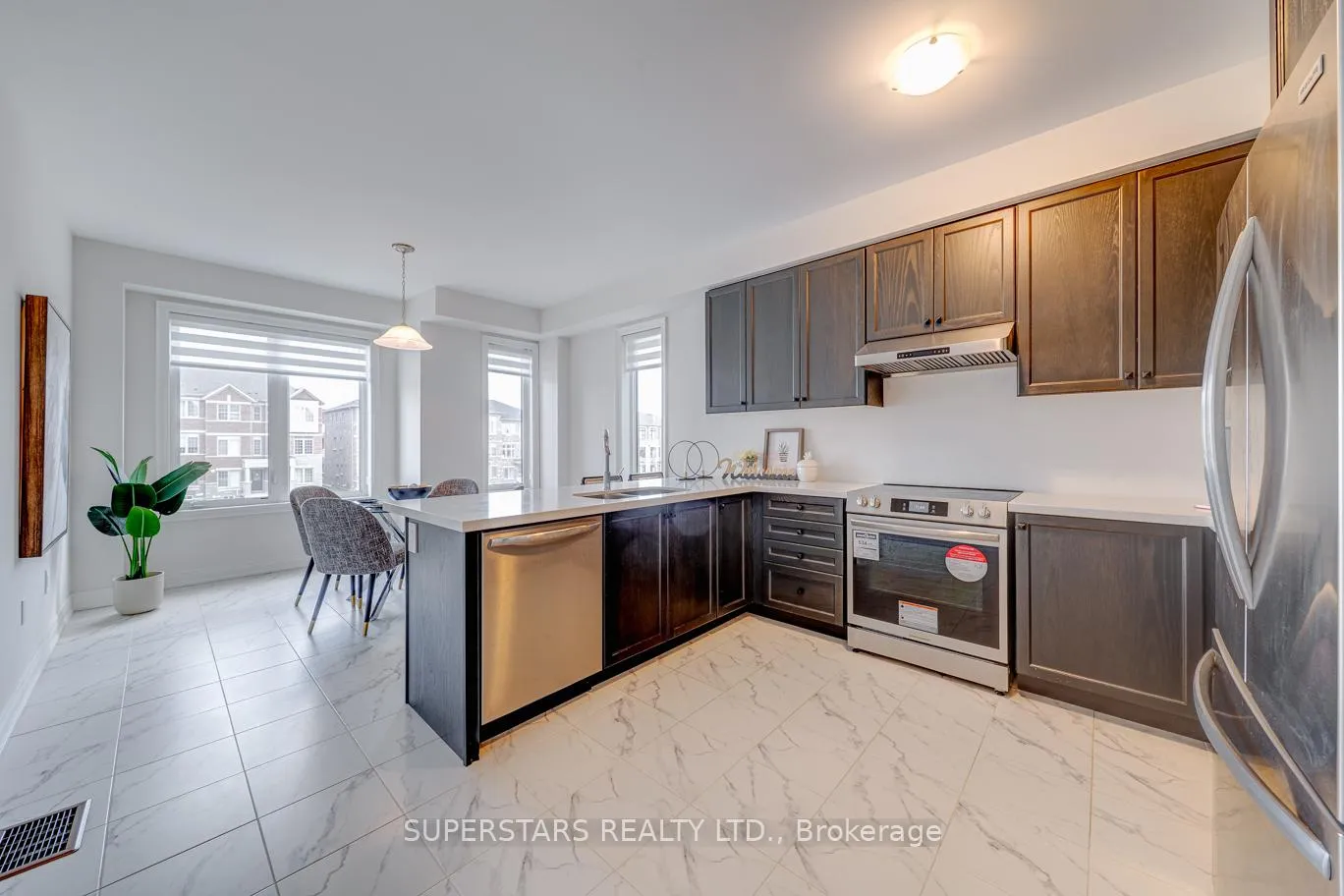 Photo 5 of 2846 Whites Road, Pickering, Rural Pickering — HOMEH