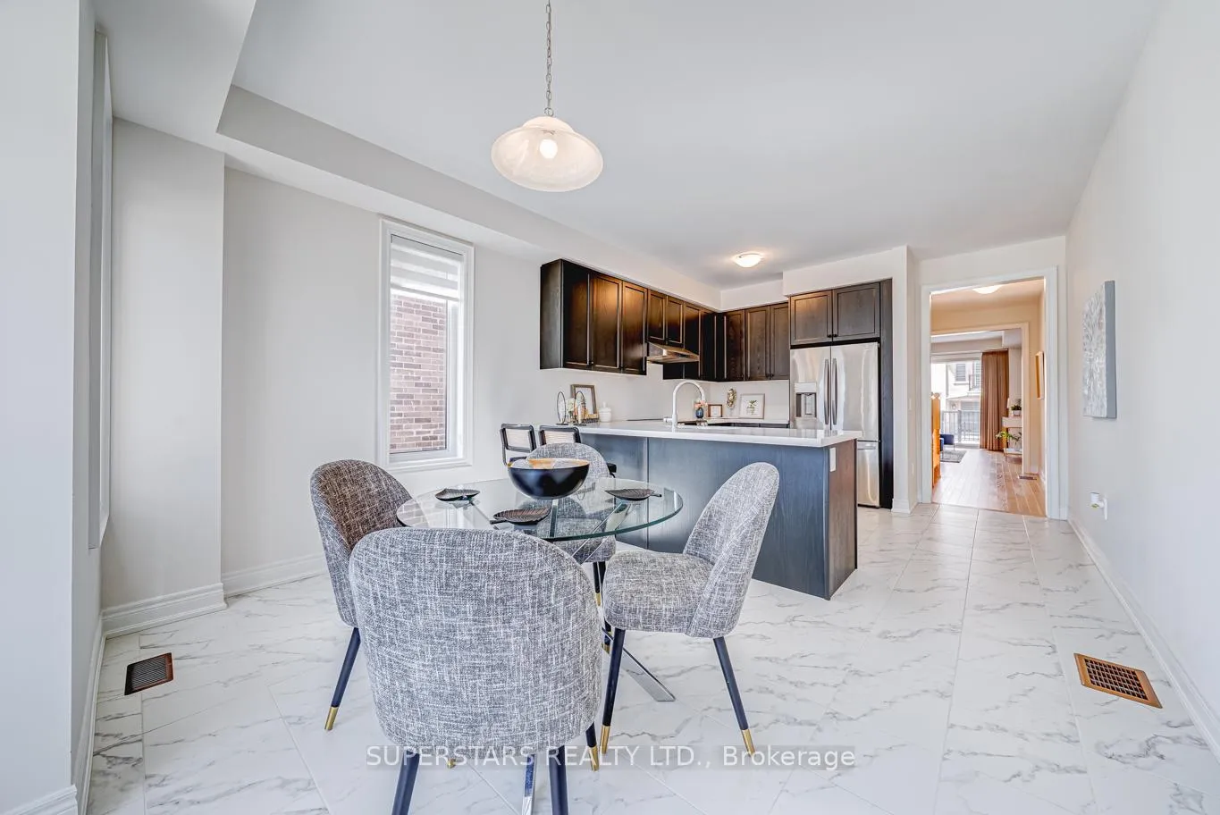 Photo 7 of 2846 Whites Road, Pickering, Rural Pickering — HOMEH