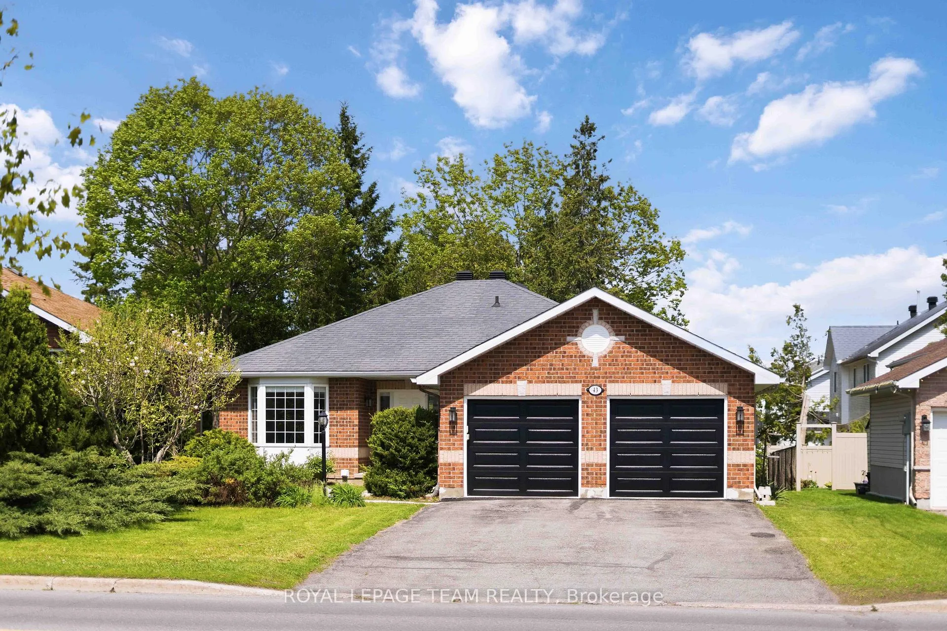 Photo 1 of 43 West Ridge Drive, Ottawa, Stittsville (Central) — HOMEH