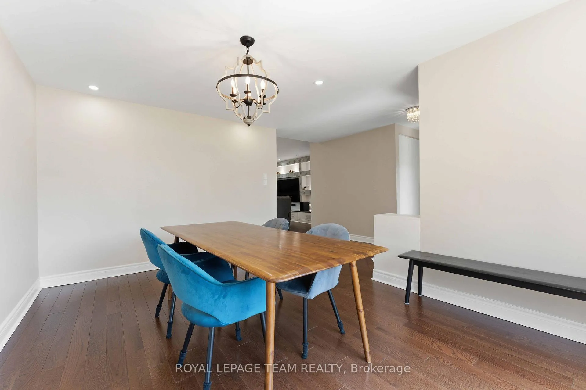 Photo 7 of 43 West Ridge Drive, Ottawa, Stittsville (Central) — HOMEH